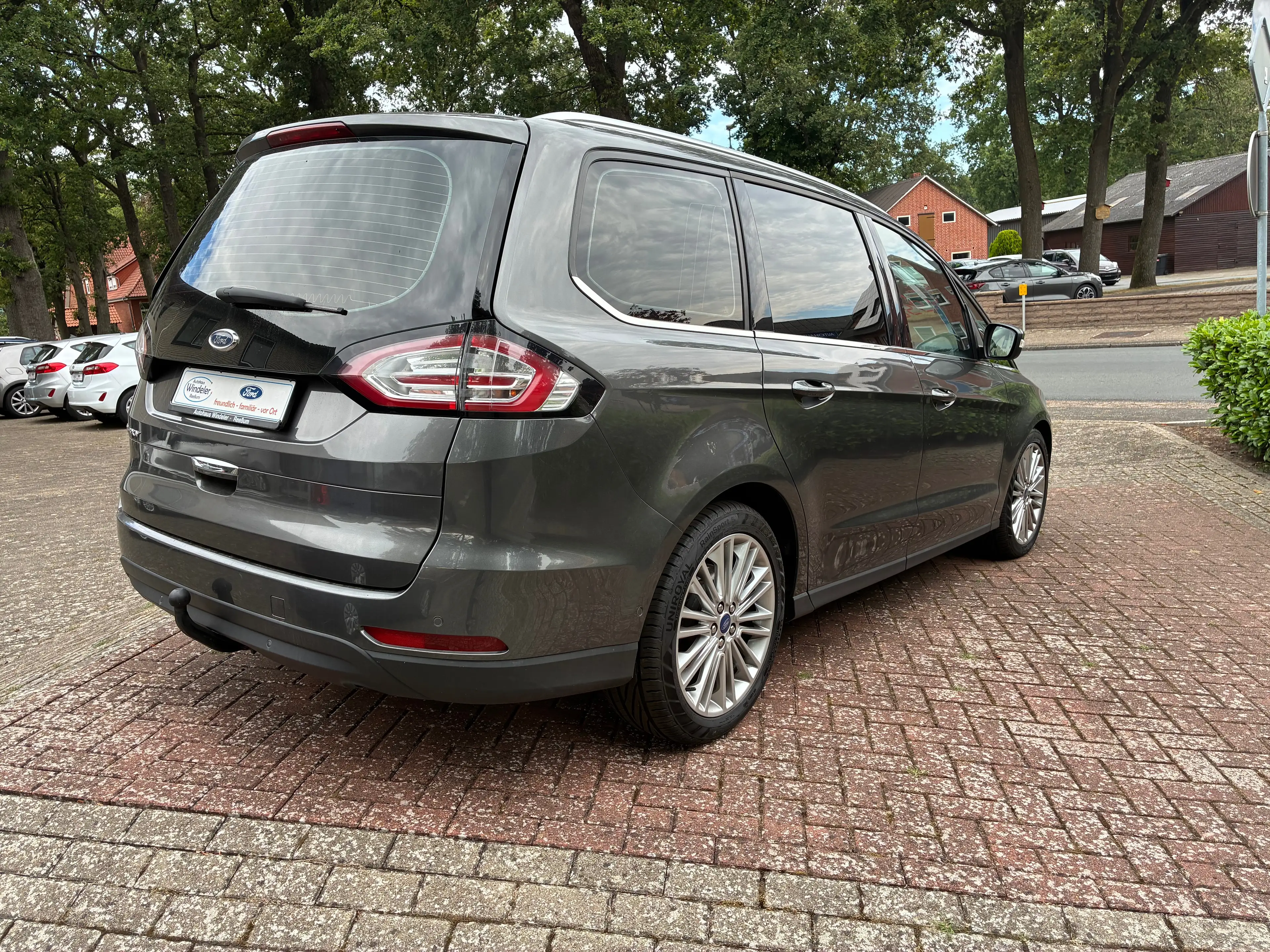 Ford Galaxy Titanium Automatik, AHK, Navi, e-Sitze — photo 7