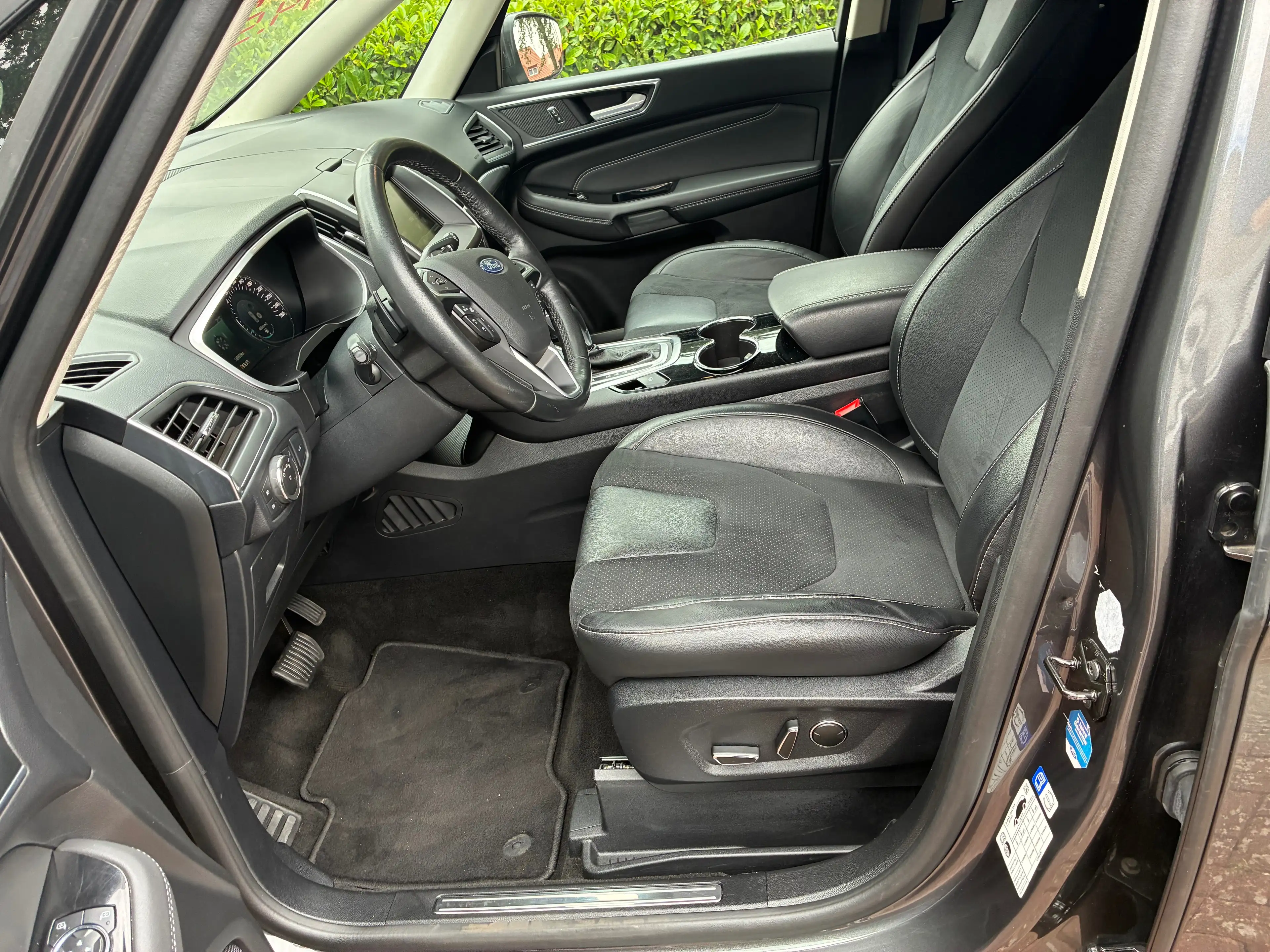 Ford Galaxy Titanium Automatik, AHK, Navi, e-Sitze — photo 14