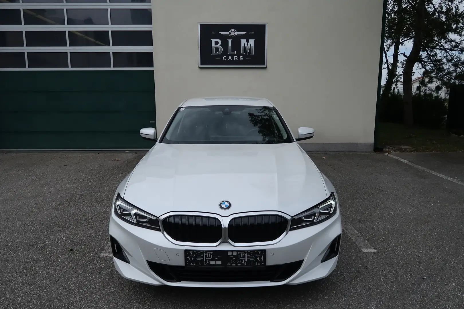 BMW 320 320 d xDrive AHK, LED Scheinwerfer, Sitzheizung Blanc - 2