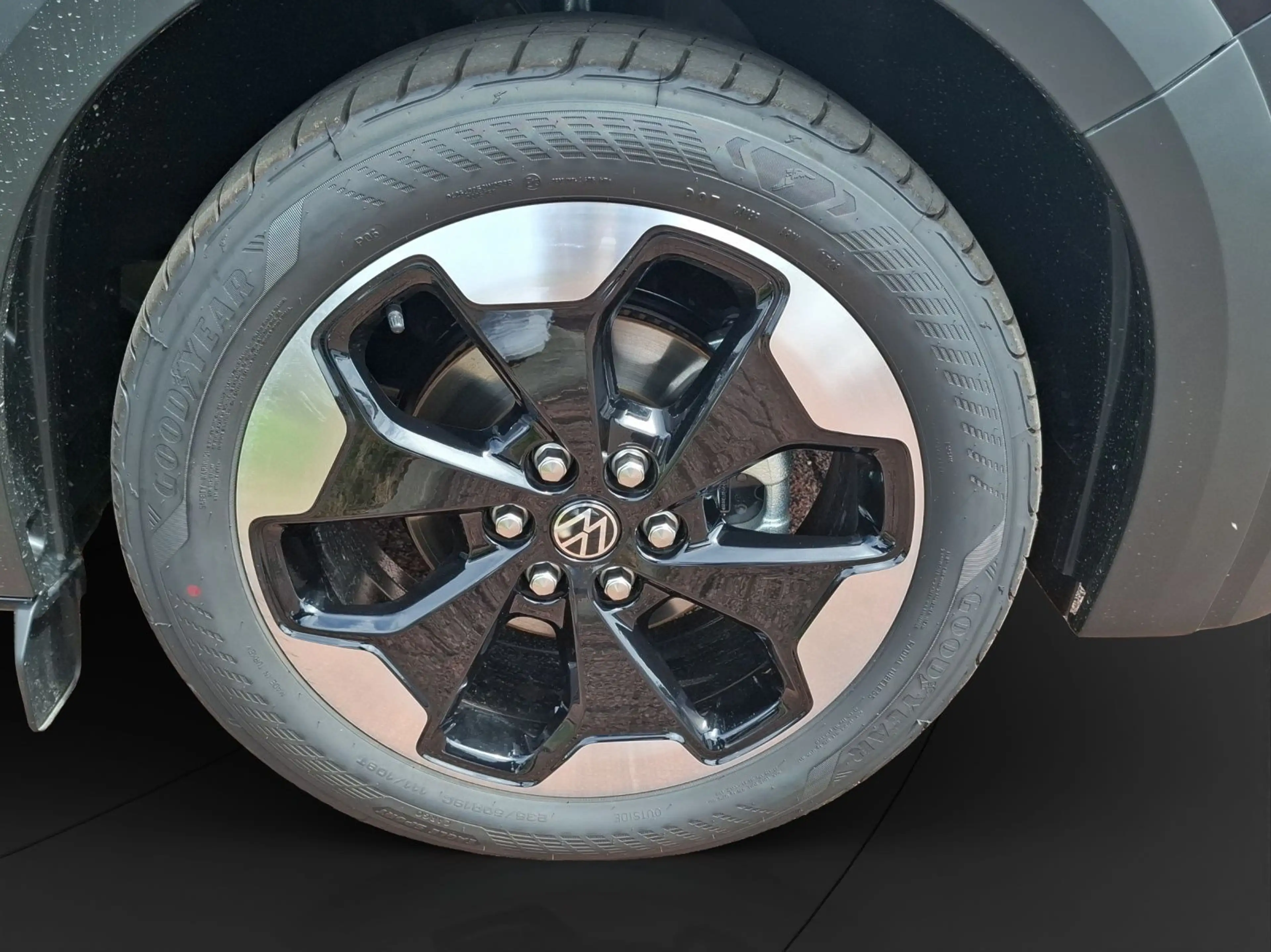 Volkswagen T7 Caravelle PanAmericana Lang 4Motion AHK Pano — photo 12