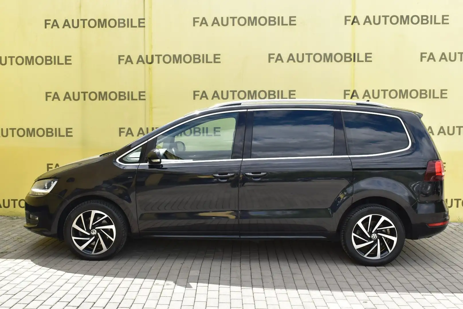 Volkswagen Sharan Join Start-Stopp/Navi/PDC/SHZ/ALU/KLIMA/ Černá - 2