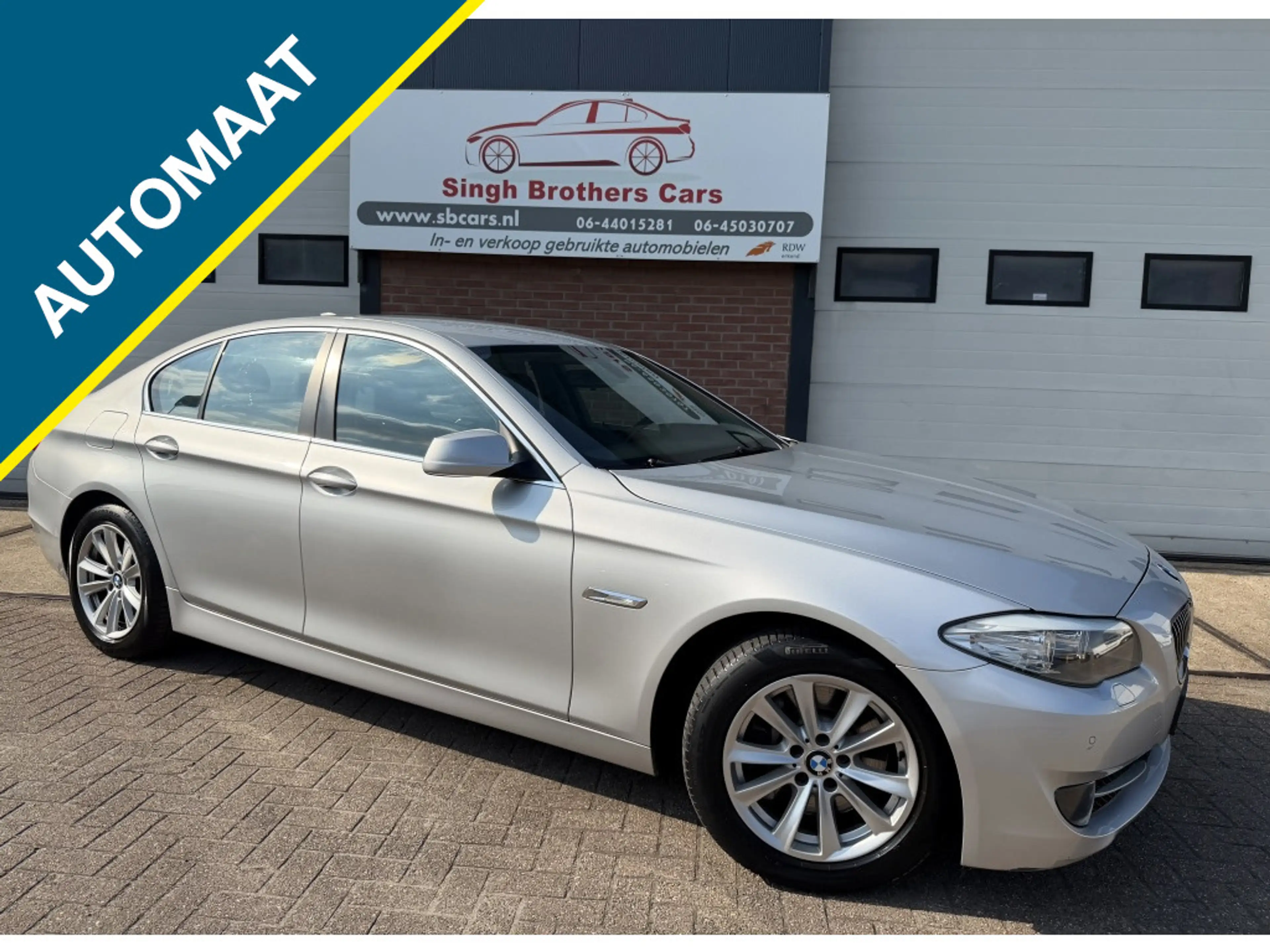 BMW 528 5-serie 528i/259PK/AUT/NAP/LEER/CAMERA/INRUIL.MOG!