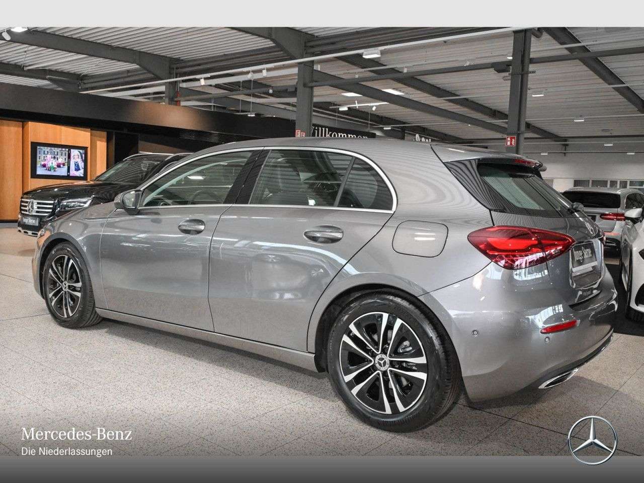 Mercedes-Benz A 180