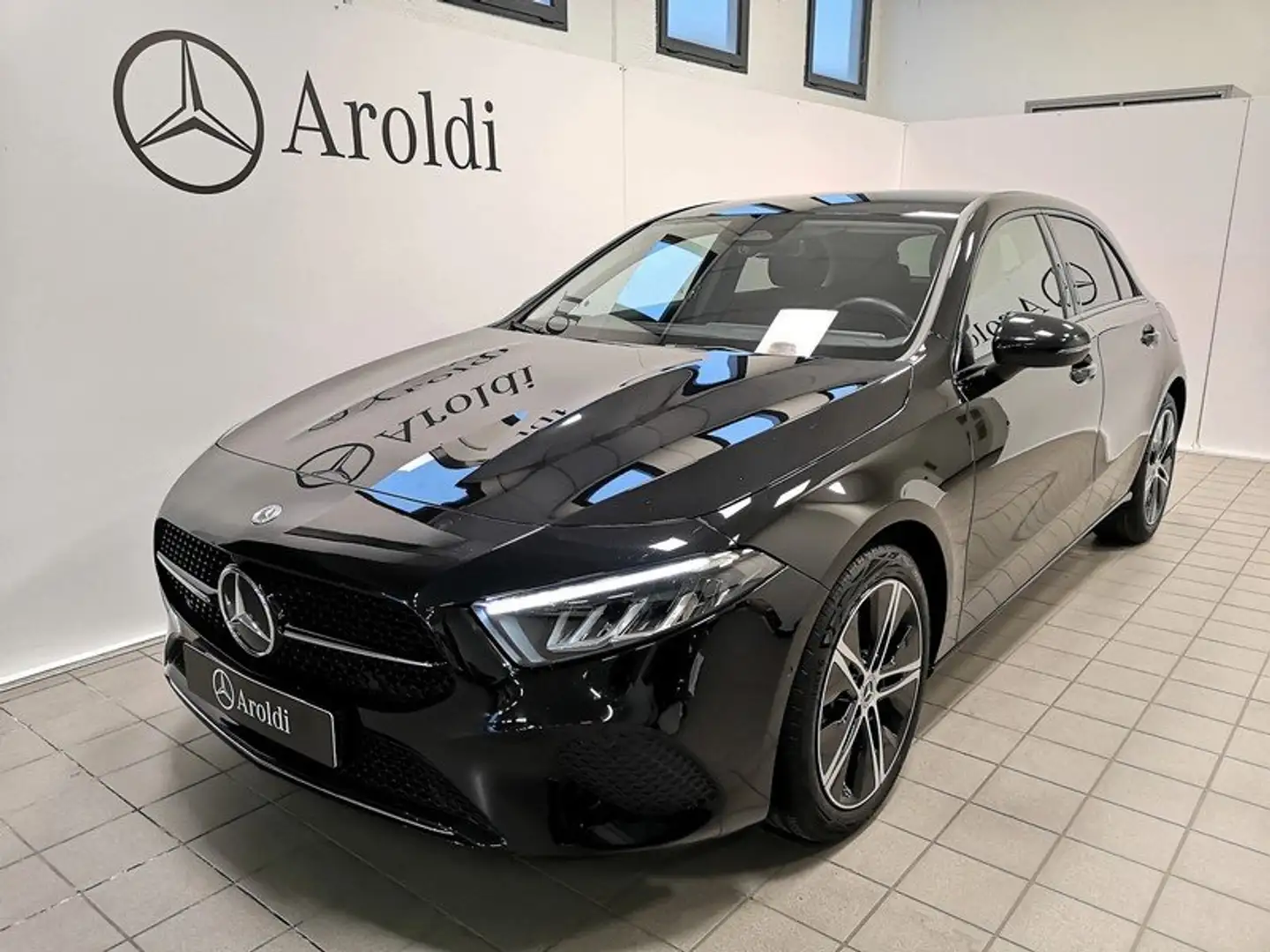 Mercedes-Benz A 180 PROGRESSIVE ADVANCED+NIGHT PACK+CARPLAY+NO VINCOLI Nero - 1