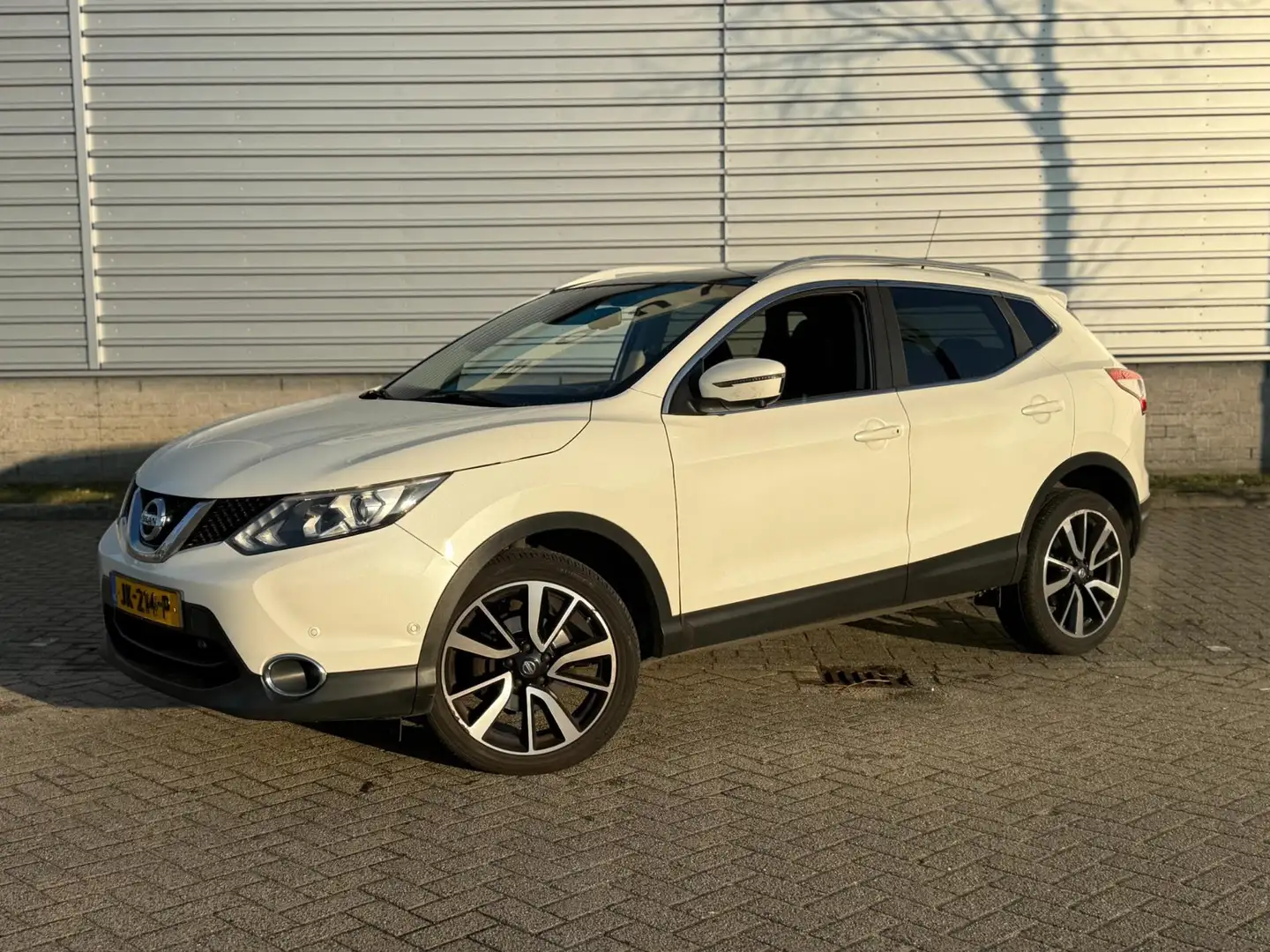 Nissan Qashqai 1.2 Tekna (INRUILKOOPJE) Blanc - 1