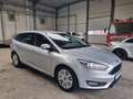 Ford Focus Turnier 2.0 TDCi Business"1.Hand"Navi"AHK... Silber - thumbnail 2