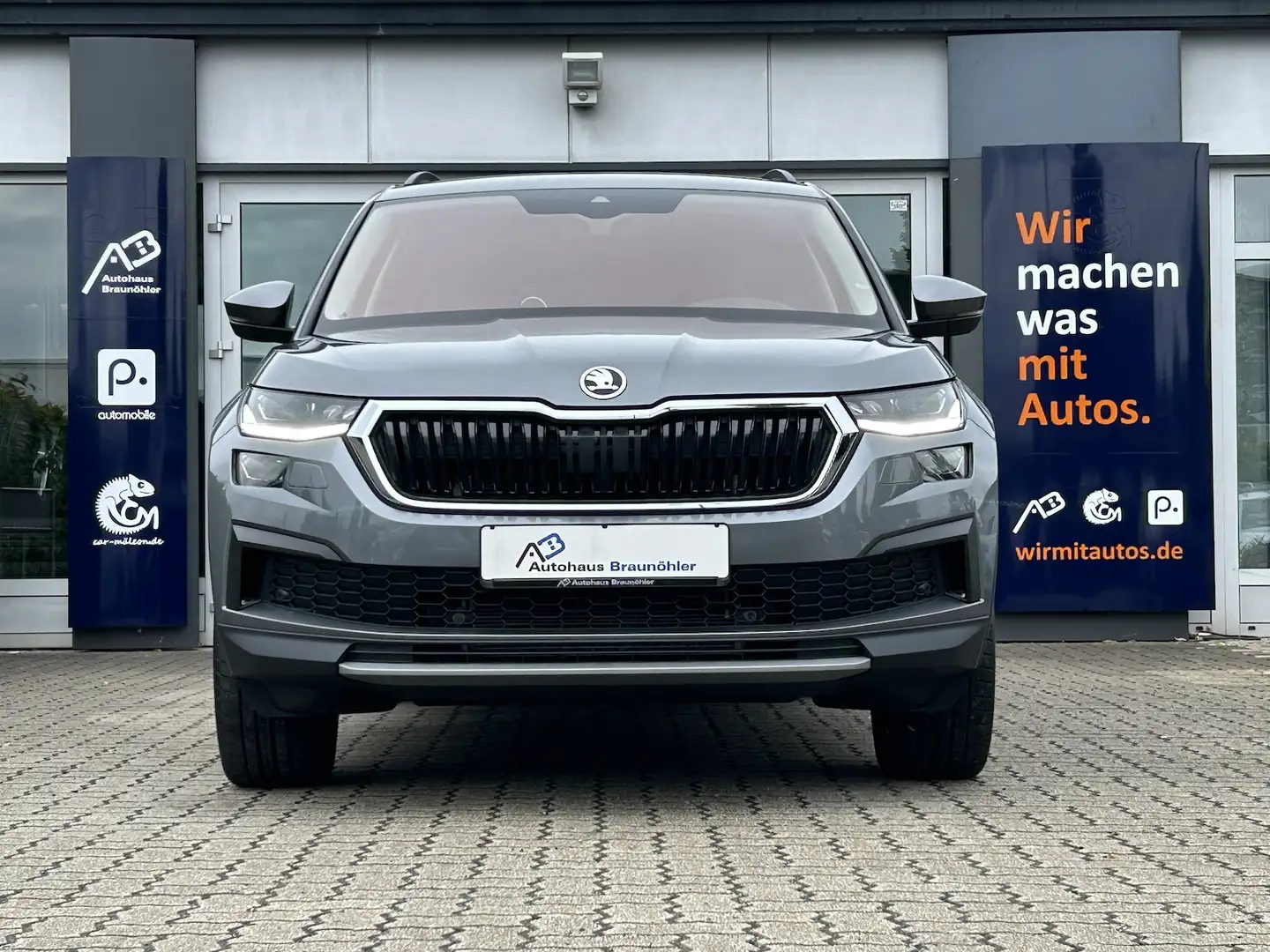 Skoda Kodiaq Ambition Tour 4x4 2.0 TDI DSG*AHK*Standhzg* Grau - 1