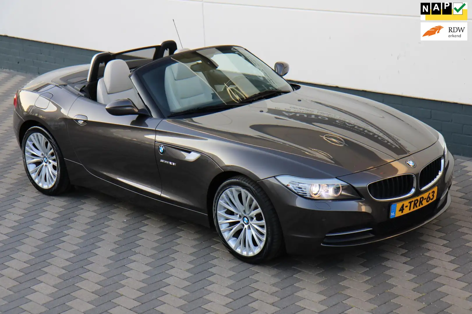 BMW Z4 Roadster SDrive23i 6 Cilinder Xenon Leder Carplay Bruin - 1