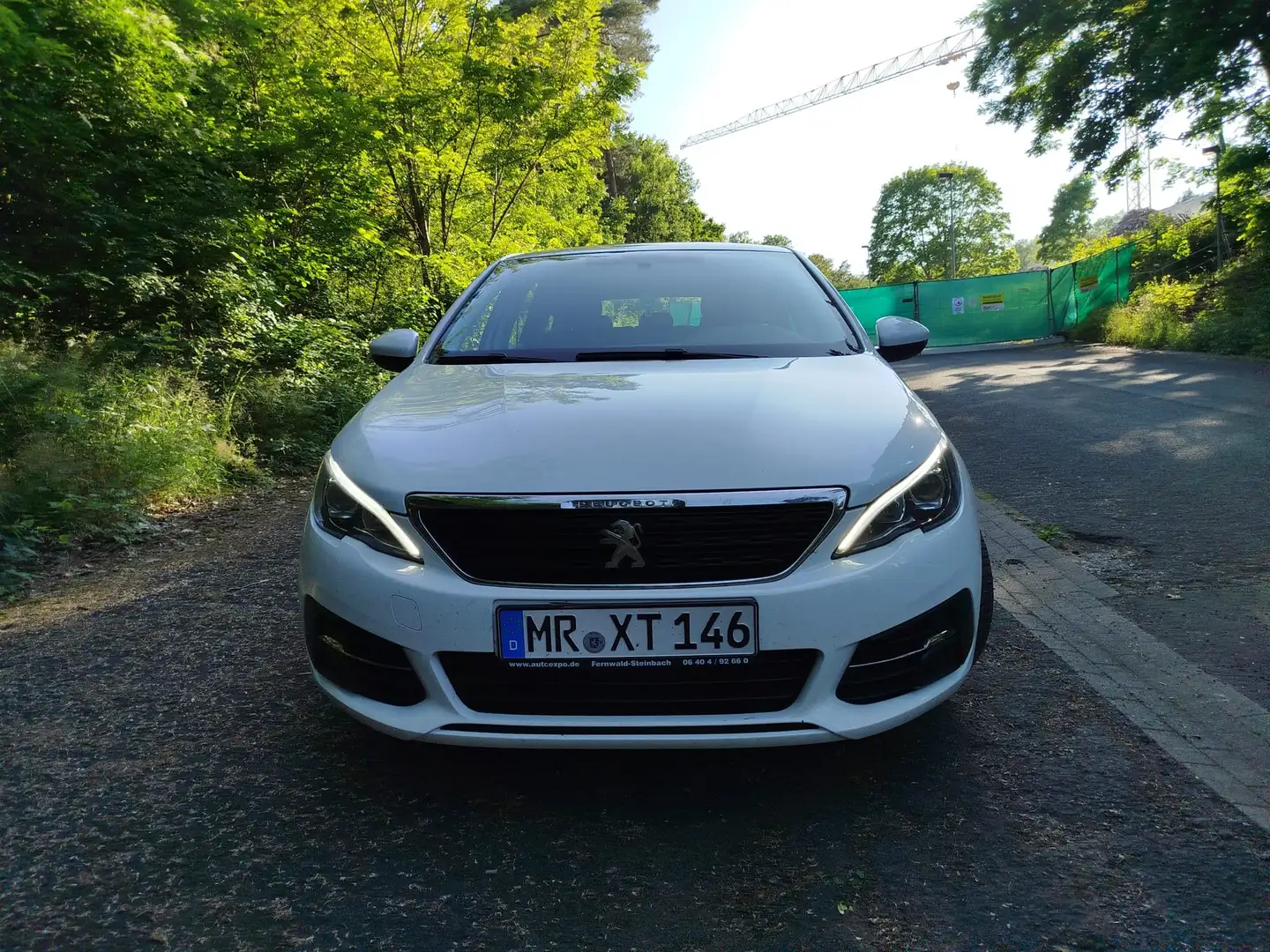 Peugeot 308 308 SW BlueHDi 130 Stop & Start Active Weiß - 2