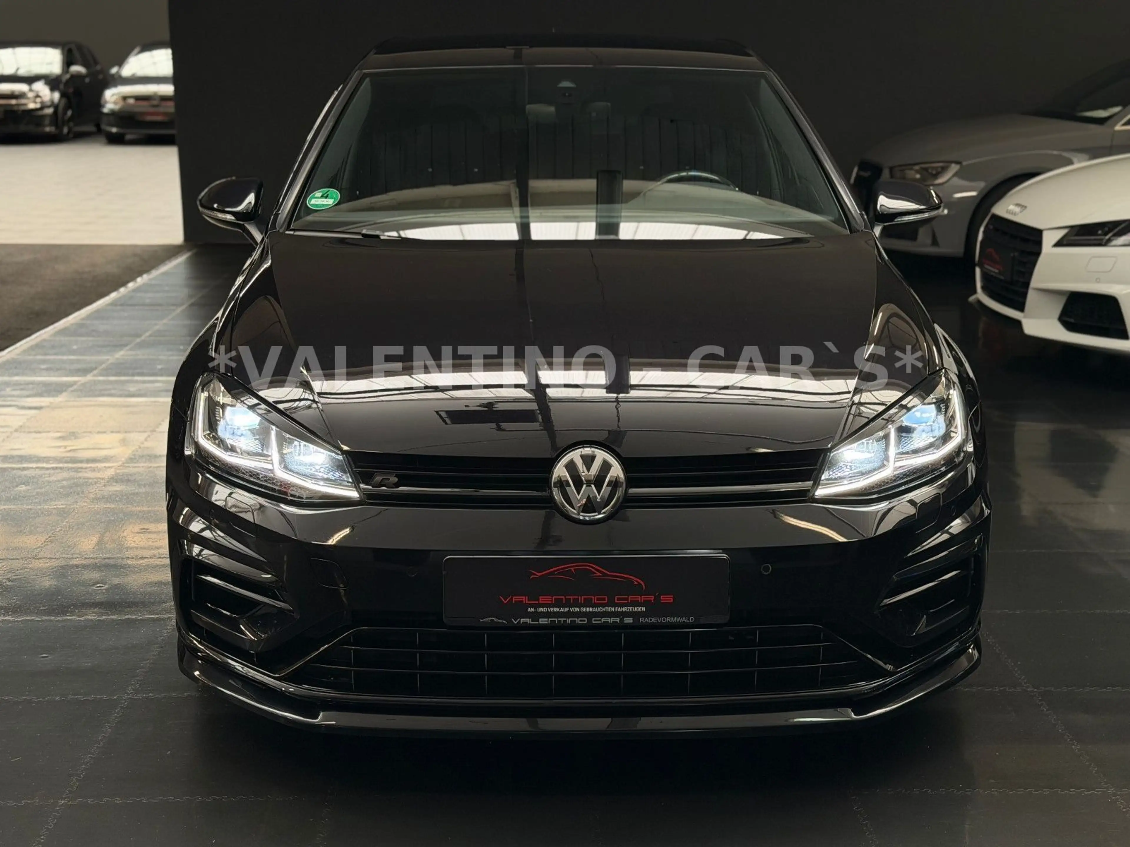 Volkswagen Golf VII Lim. R DSG/4M/Virtu/REMUS/Kam/ACC/Apple — photo 3