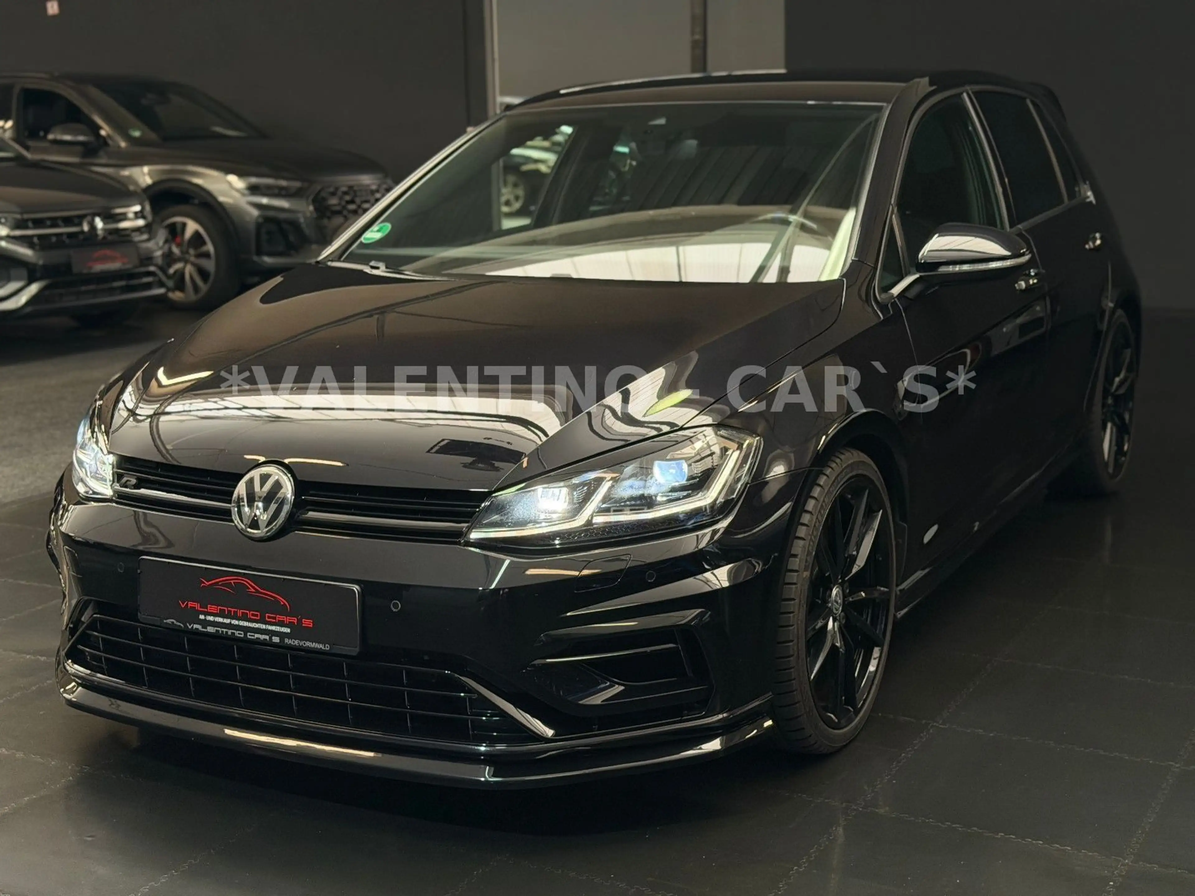 Volkswagen Golf VII Lim. R DSG/4M/Virtu/REMUS/Kam/ACC/Apple — photo 2