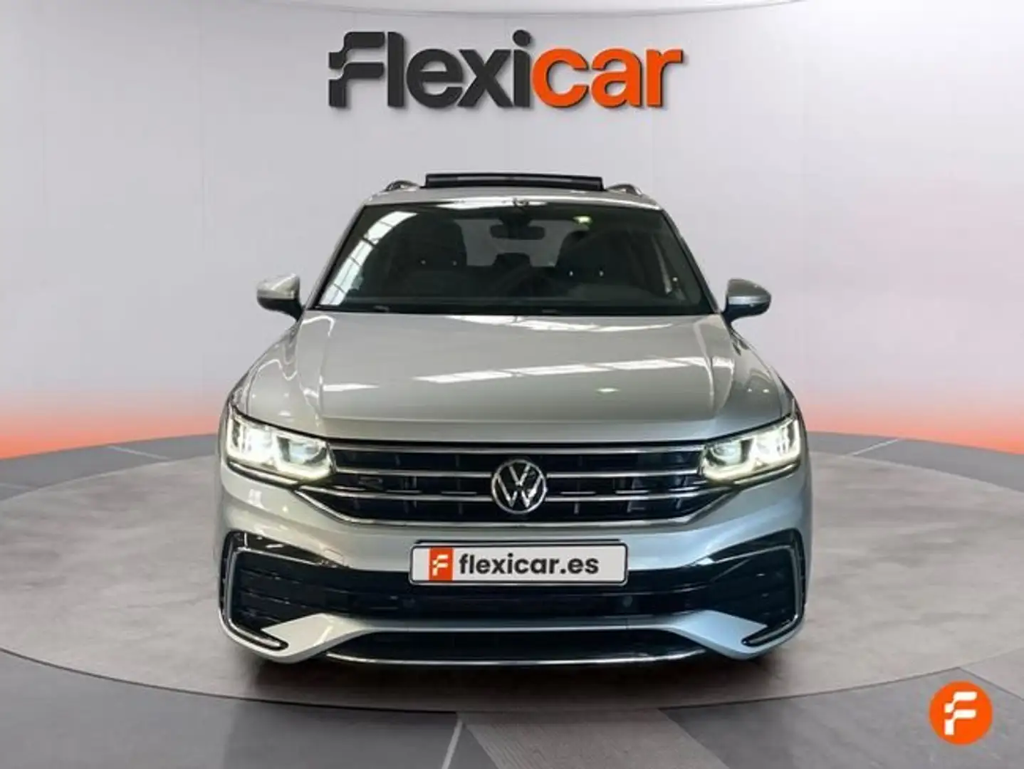 Volkswagen Tiguan 2.0TDI R-Line DSG 110kW Gris - 2