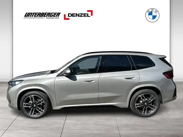 BMW X1 xDrive20d (U11) M Sportpaket DAB LED Shz Ansicht 3