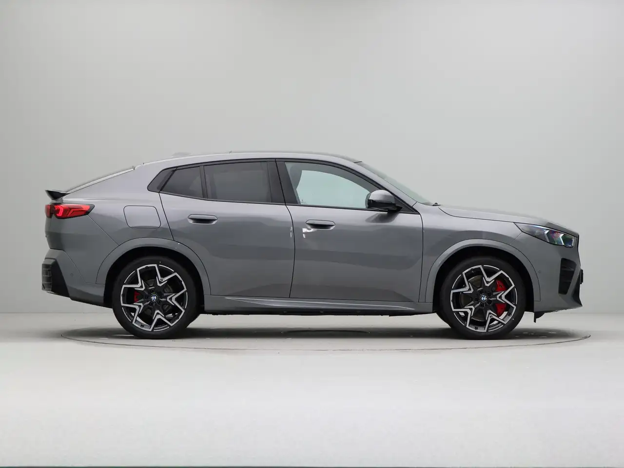 BMW iX2 2026 — фото 7