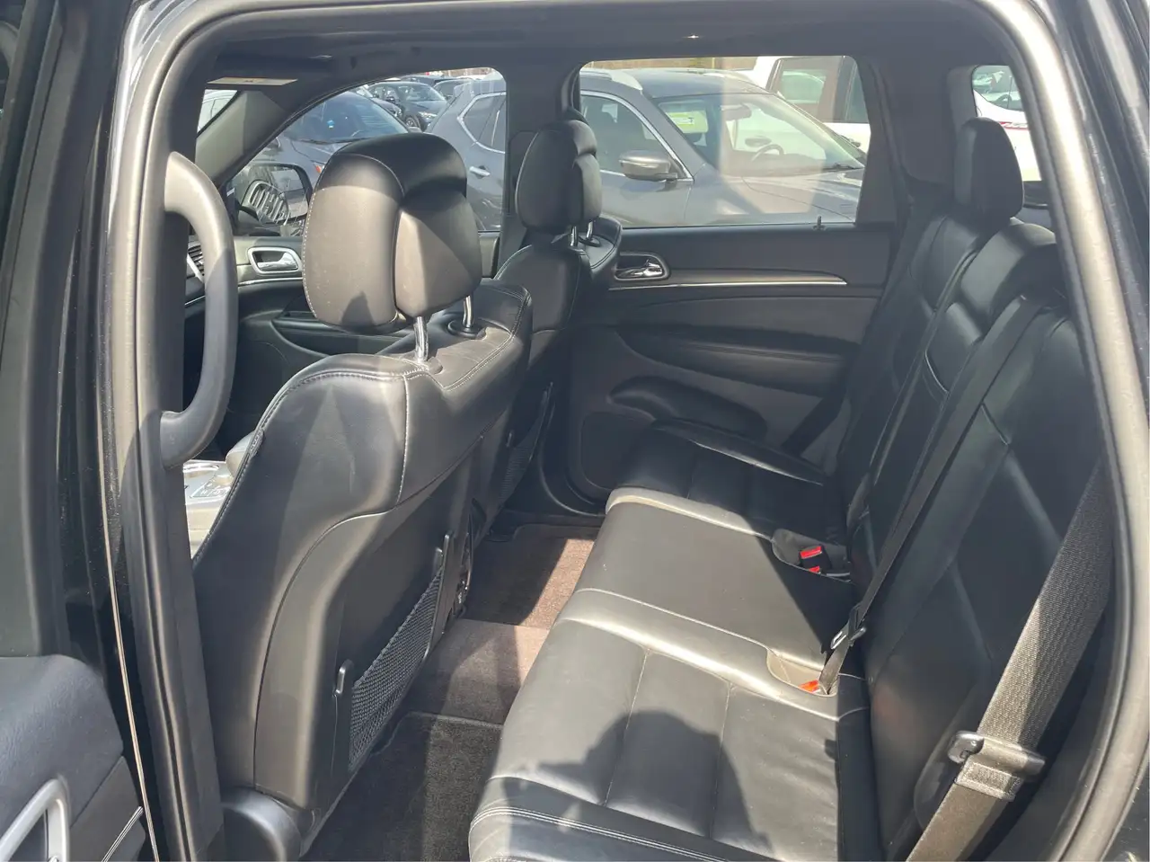 Jeep Grand Cherokee снимка Jeep Grand Cherokee