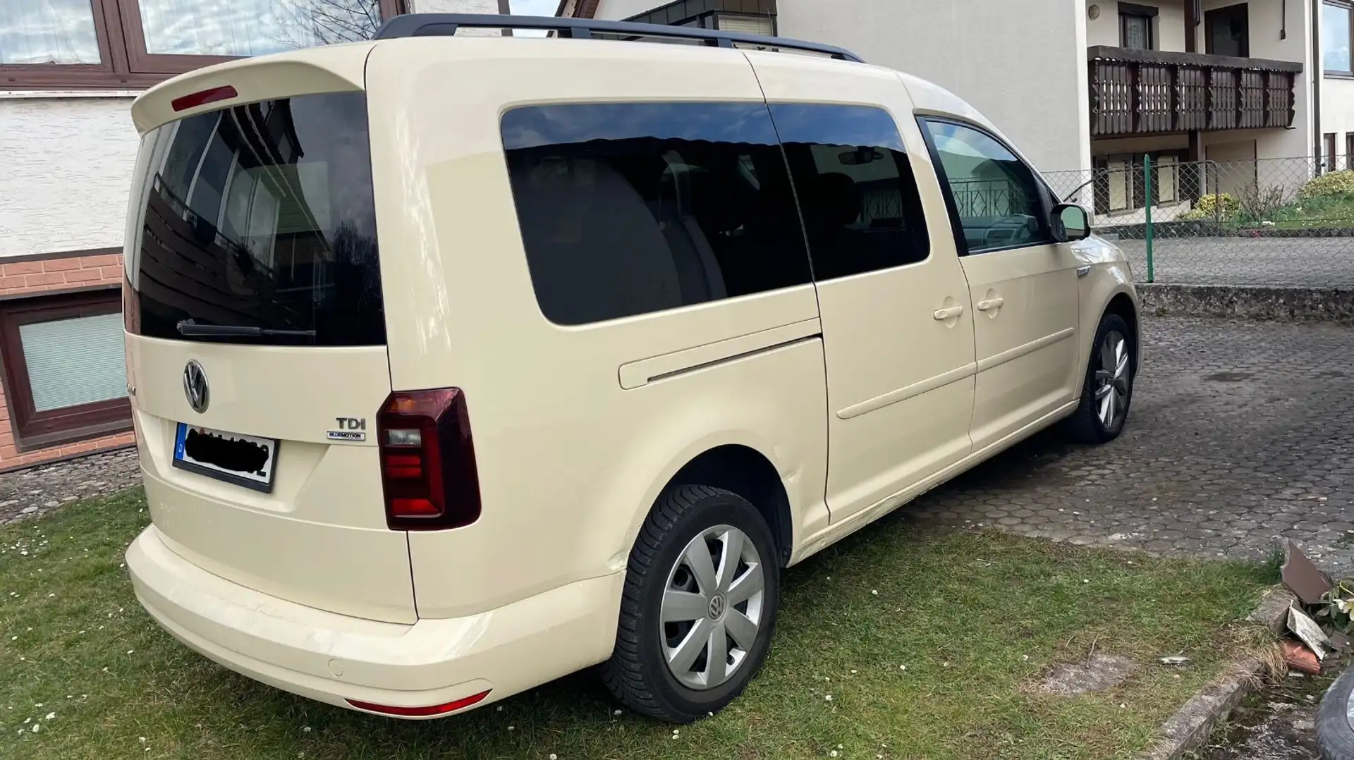 Volkswagen Caddy Caddy Maxi 2.0 TDi-AUT-Navi-Garantie Gelb - 2