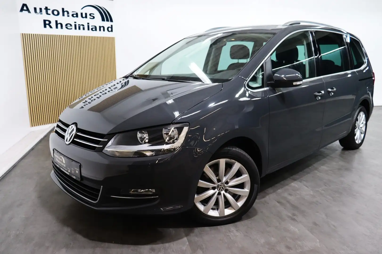 Volkswagen Sharan Highline*AUTOMATIK*LEDER*KAMERA*NAVI* Gris - 1