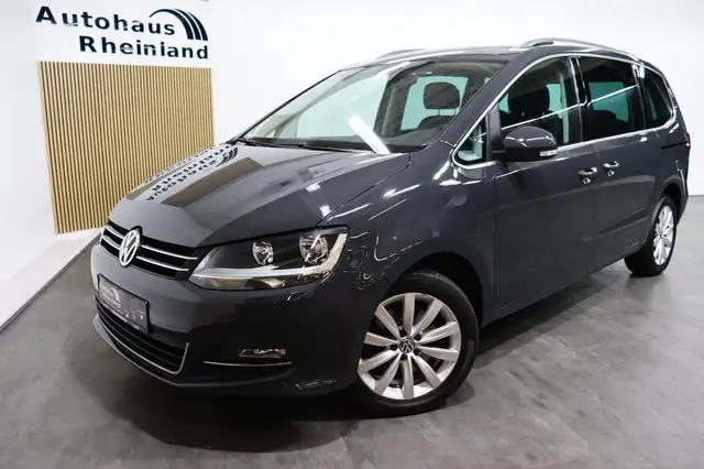 Volkswagen Sharan Highline*AUTOMATIK*LEDER*KAMERA*NAVI*
