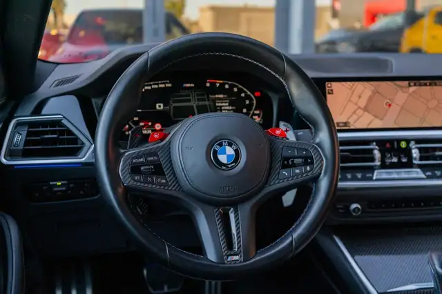 BMW M4 view 8