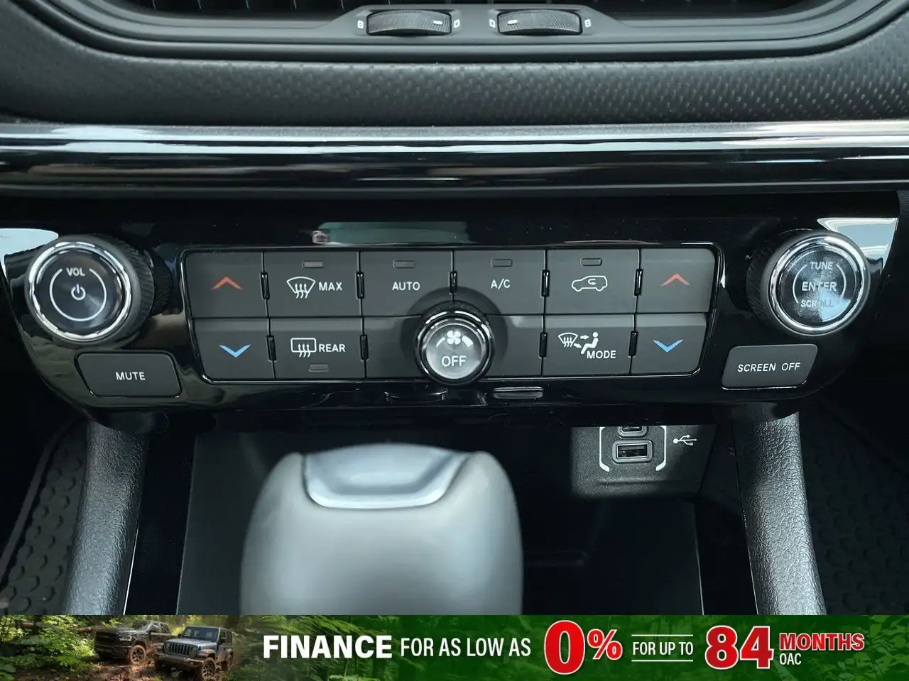 Jeep Compass photo Jeep Compass