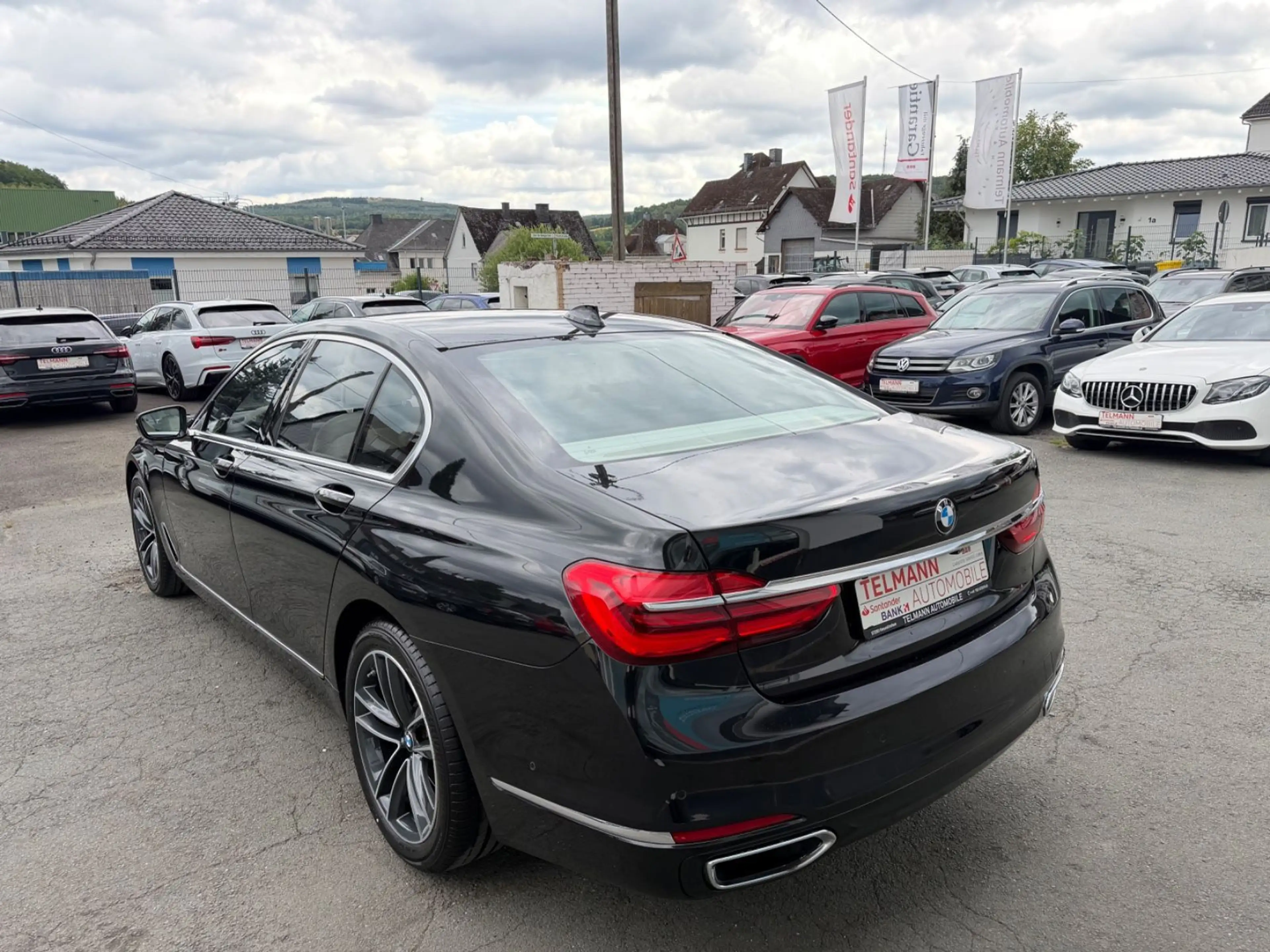 BMW 750 i xDrive/NAVI/Head-UP/Harman/Kardon — photo 5