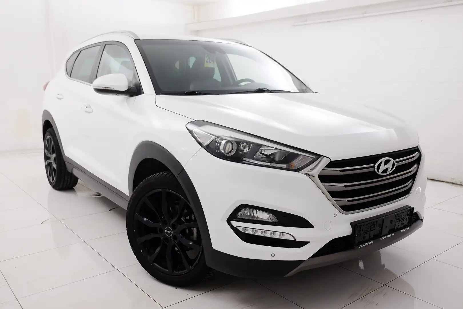 Hyundai TUCSON 1.7 CRDi # GPS, CRUISE, CAMERA # 1ERE MAIN Weiß - 1