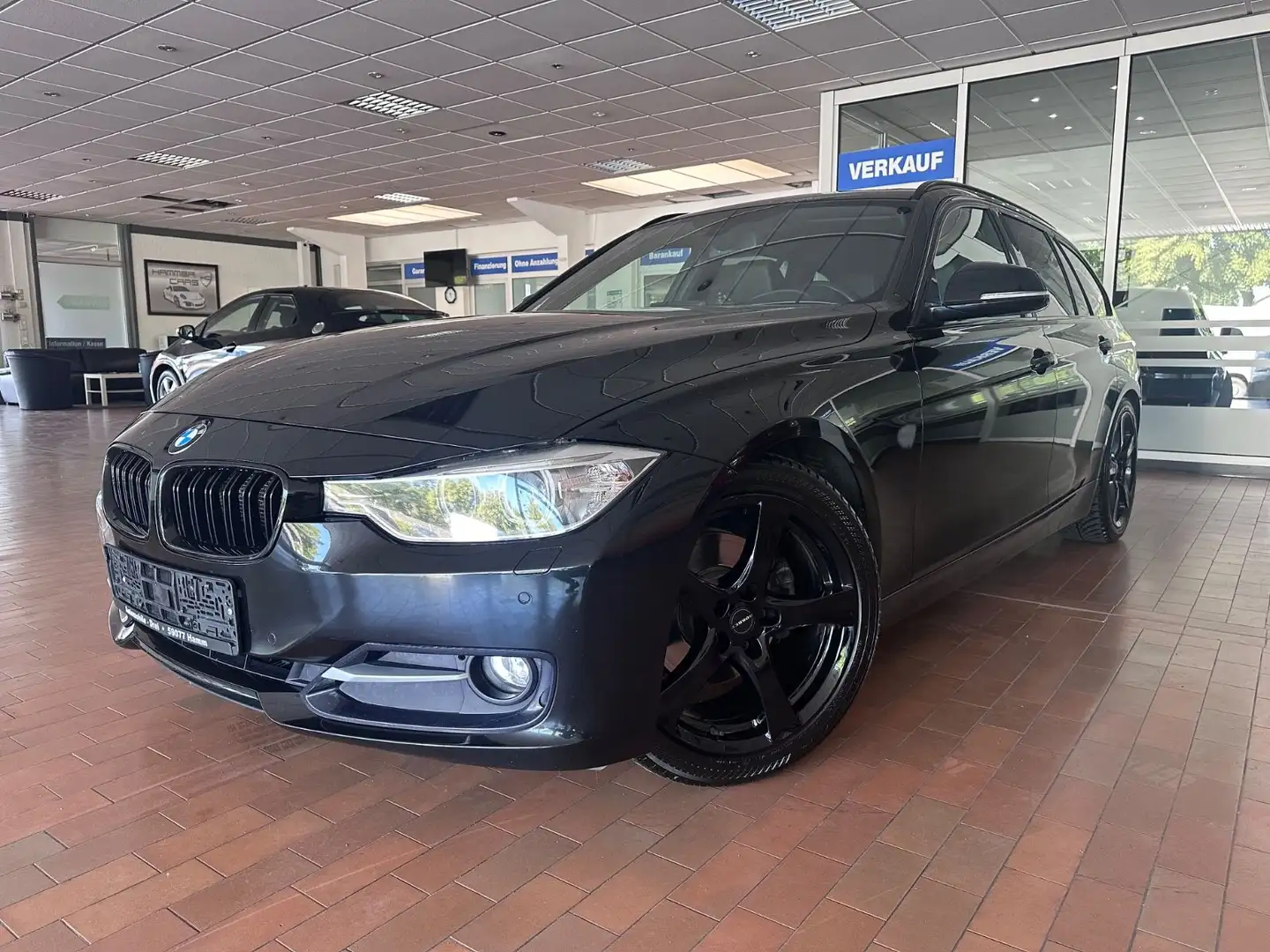 BMW 320 Baureihe 3 Touring 320 d* TOP GEPFLEGT* Schwarz - 1