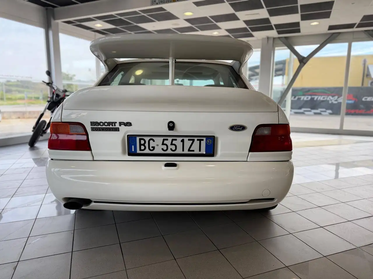 Ford Escort IV Berlina 3p 2.0i 16v RS Cosworth, foto 5