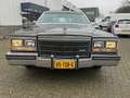 Cadillac Fleetwood BROUGHAM 4.0 V8 140 PK - 1984 - LPG Noir - thumbnail 2