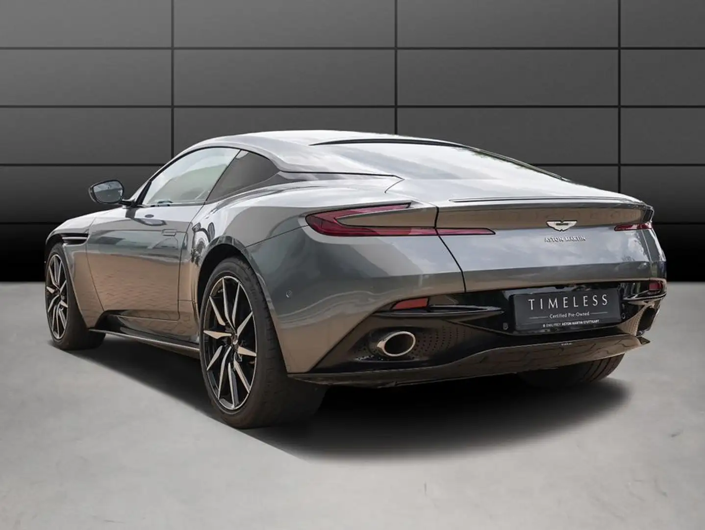Aston Martin DB11 V8 Coupe Grey - 2