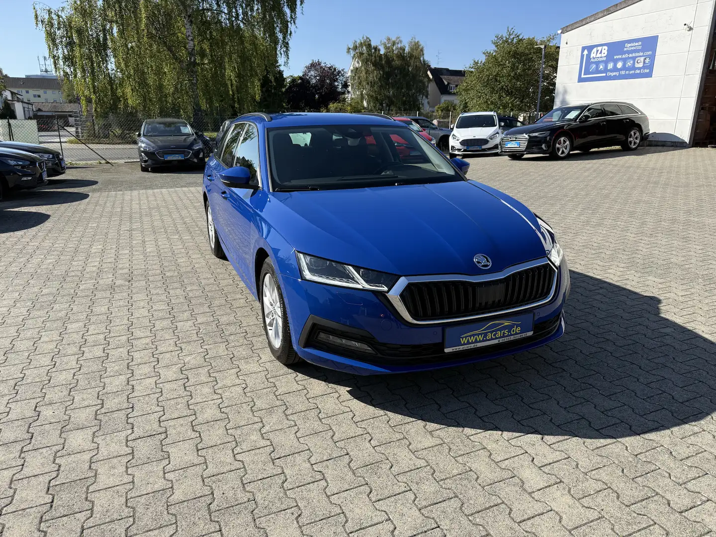 Skoda Octavia Ambition 2,0 TDI Aut Navi LED ACC PDC Kamera AHK Bleu - 2