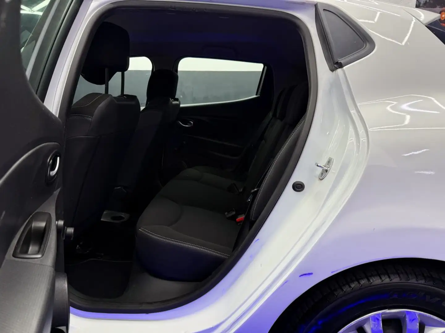 Renault Clio Limited TCe 66kW (90CV) GLP -18 Blanco - 1