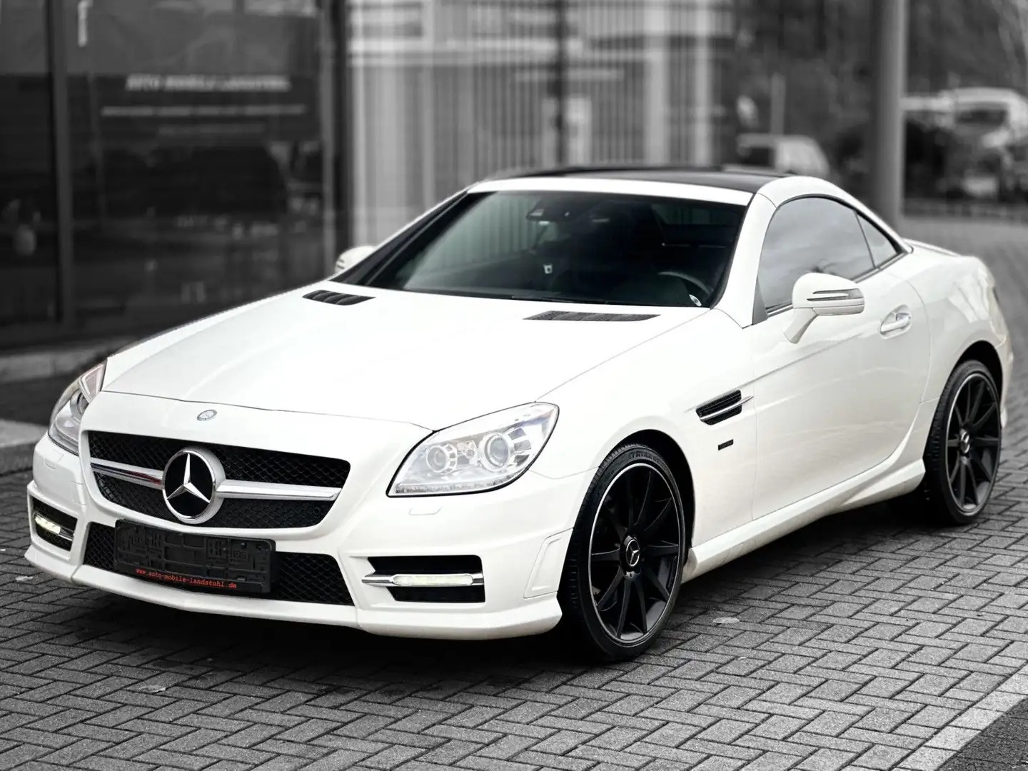 Mercedes-Benz SLK 250 SLK*250*AMG*CARBON-EDITION*SITHZ*LED*LEDER*KLIMA Beyaz - 1
