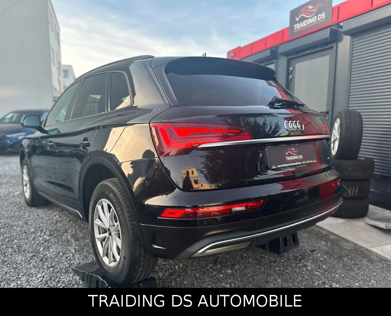 Audi Q5 40 TDI quattro / VIRTUAL / AMBIENTE / MEMORY Schwarz - 2