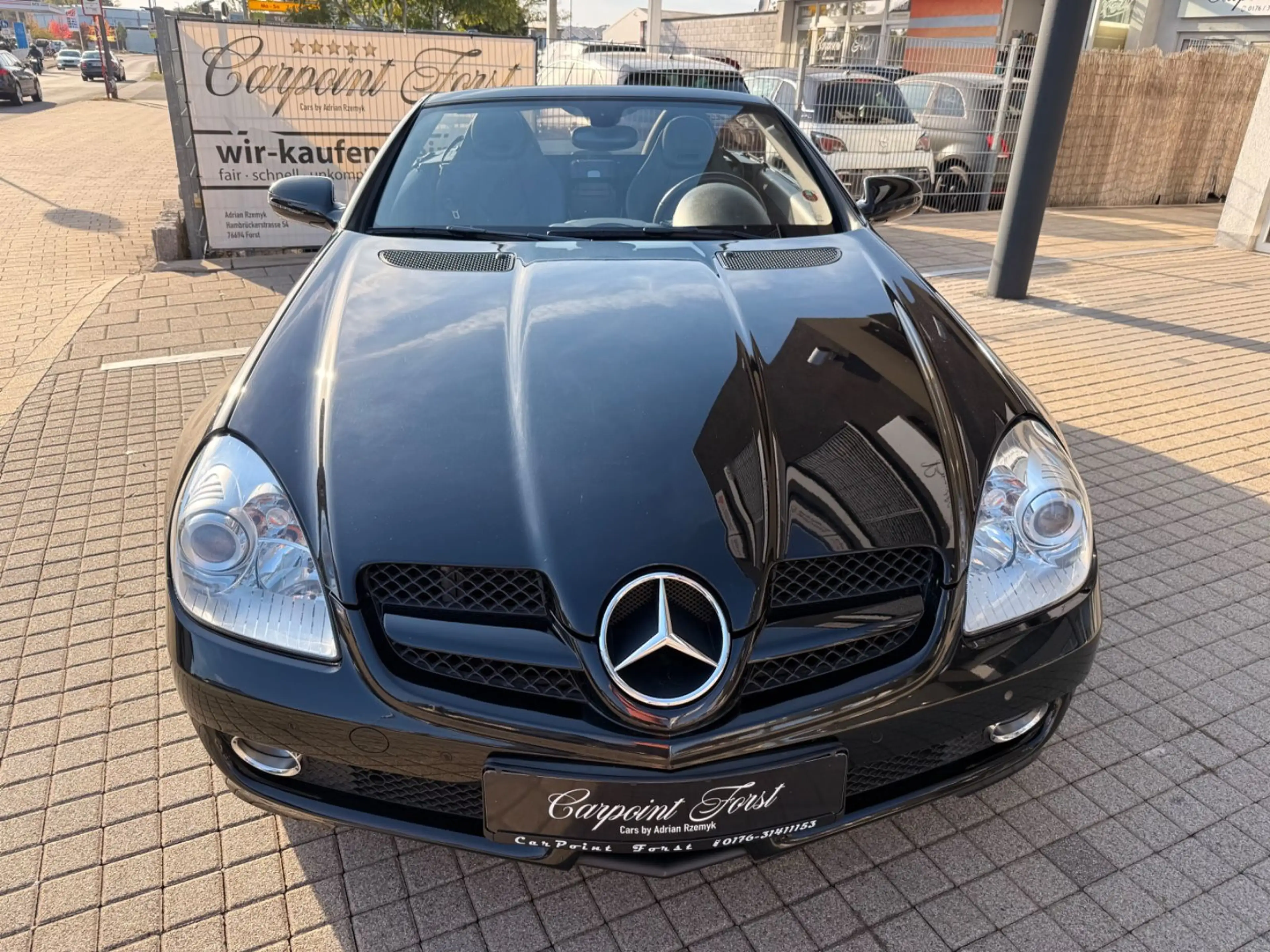 Mercedes-Benz SLK 200 Kompressor, NAVI,APPLE CARPLAY ,HU 07.28 — photo 4
