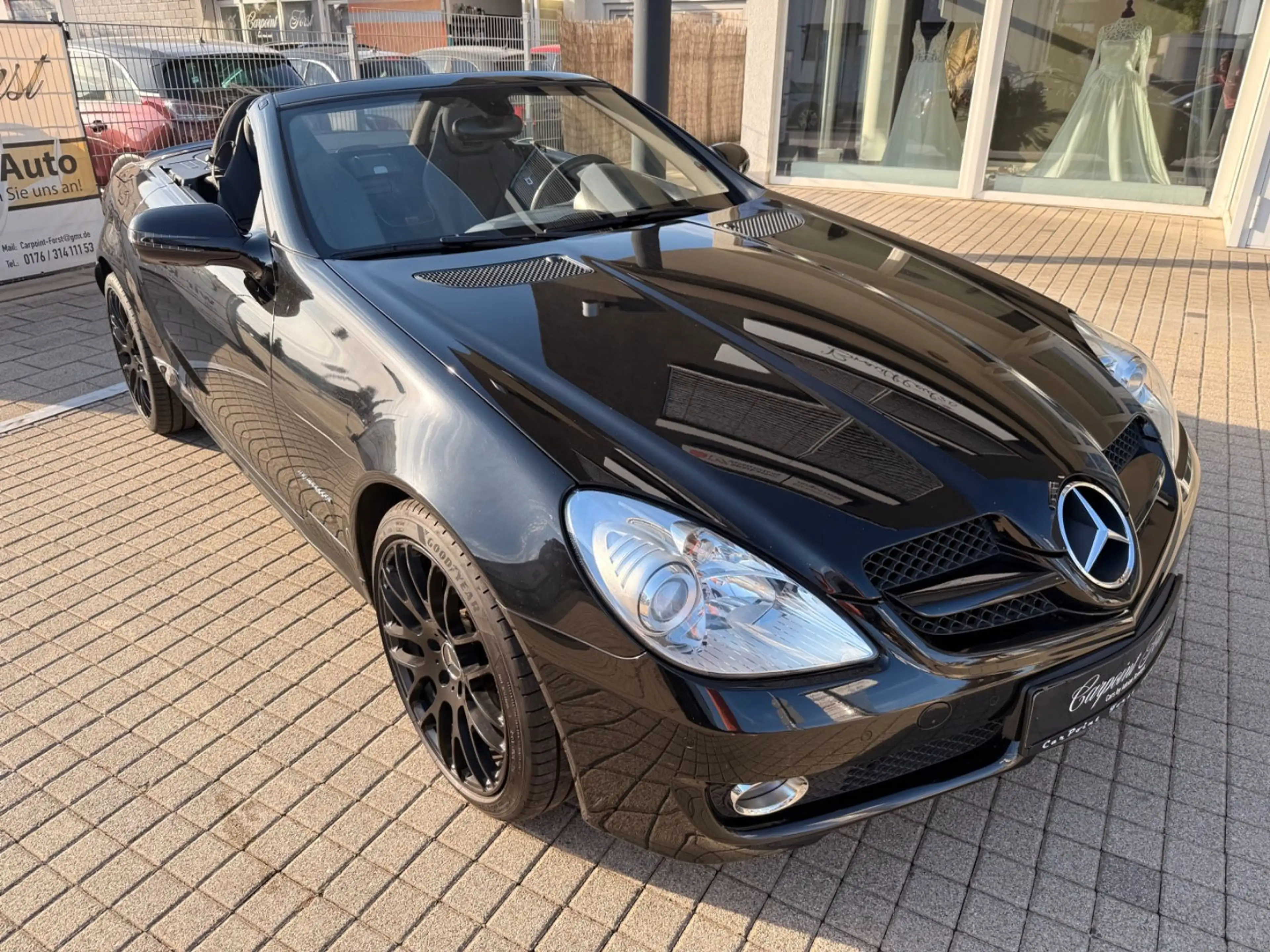 Mercedes-Benz SLK 200 Kompressor, NAVI,APPLE CARPLAY ,HU 07.28 — photo 2