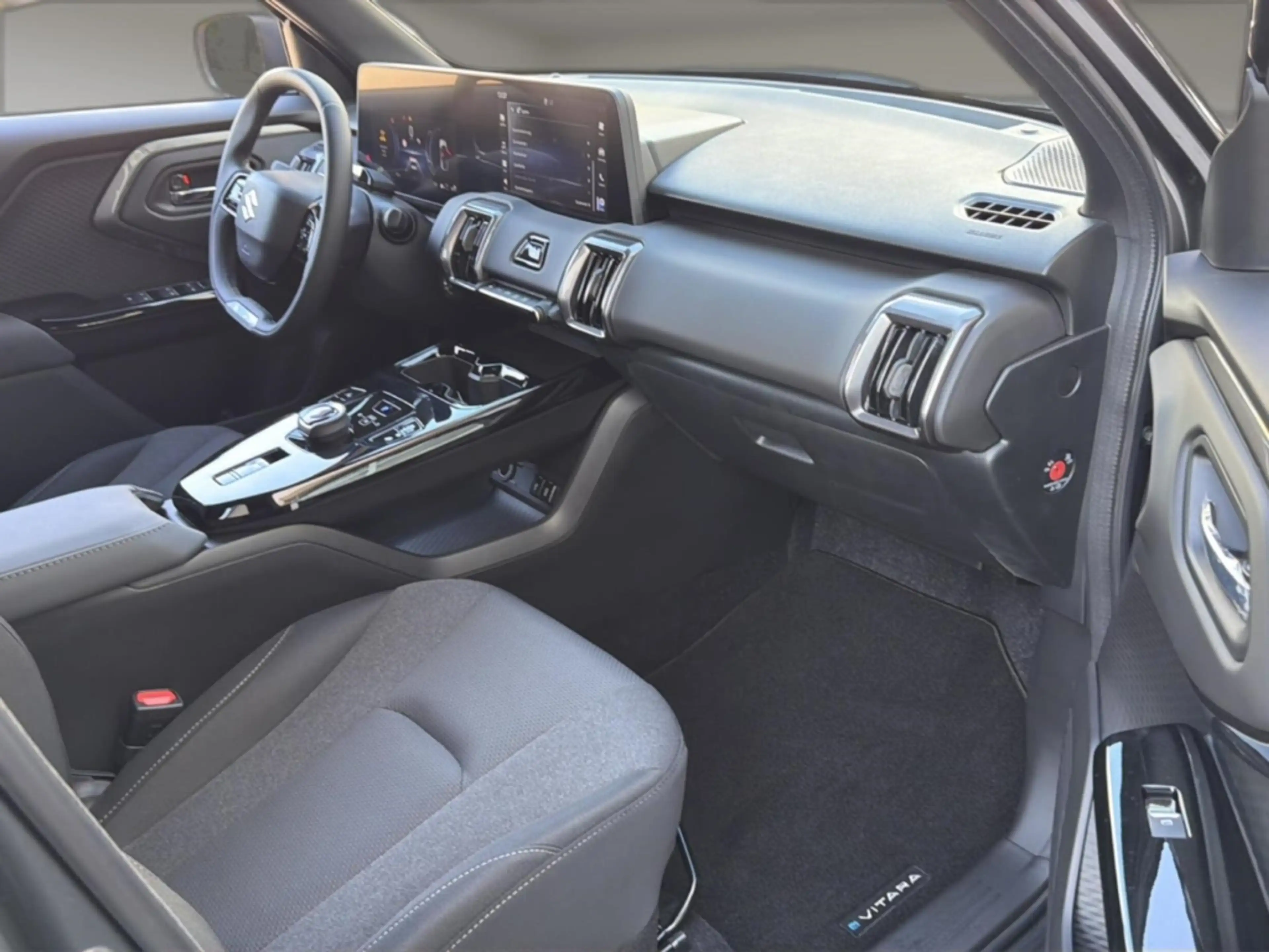 Suzuki Vitara (61kWh) Comfort — photo 15