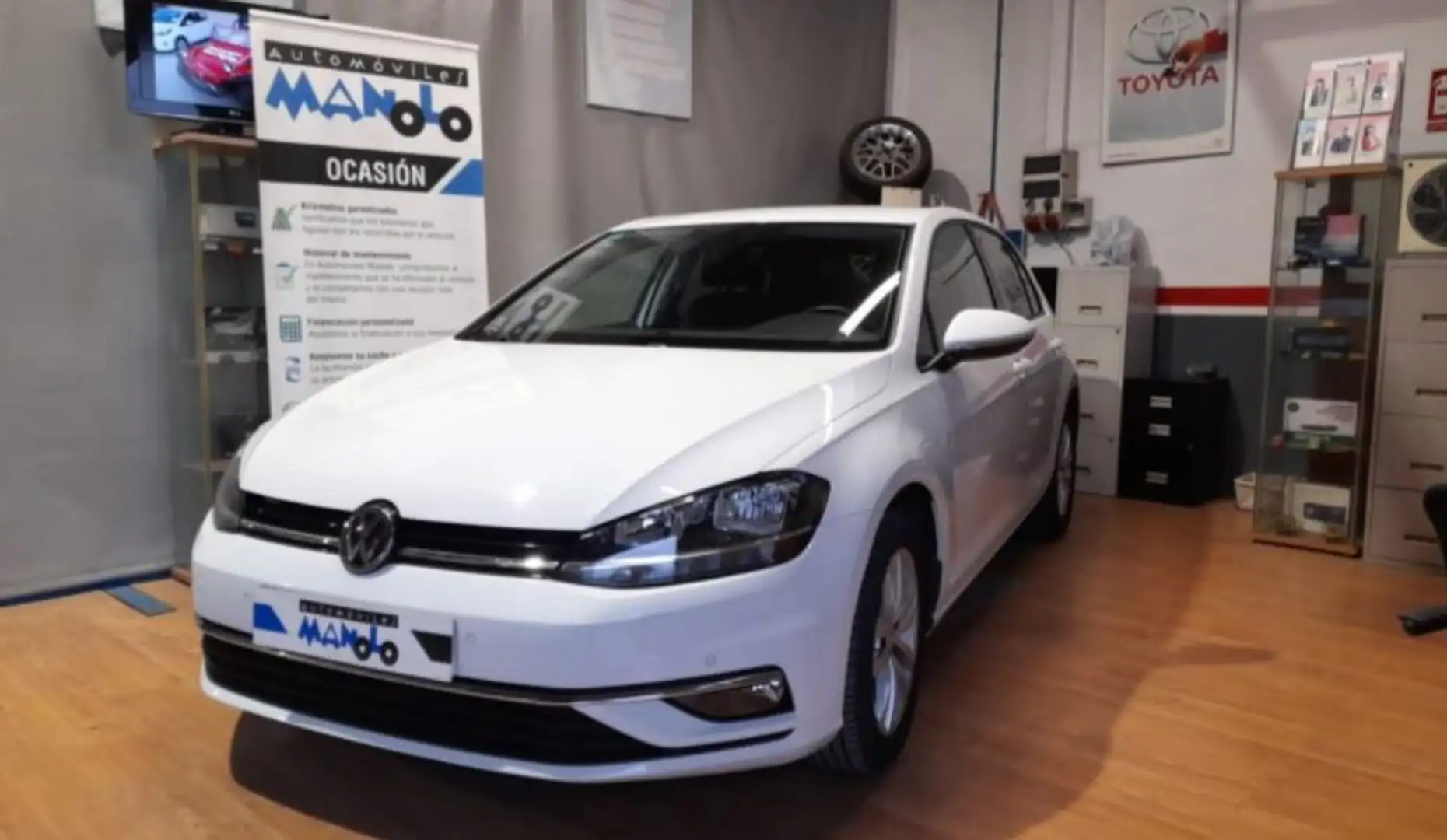 Volkswagen Golf 1.6TDI Last Edition 85kW Blanco - 1