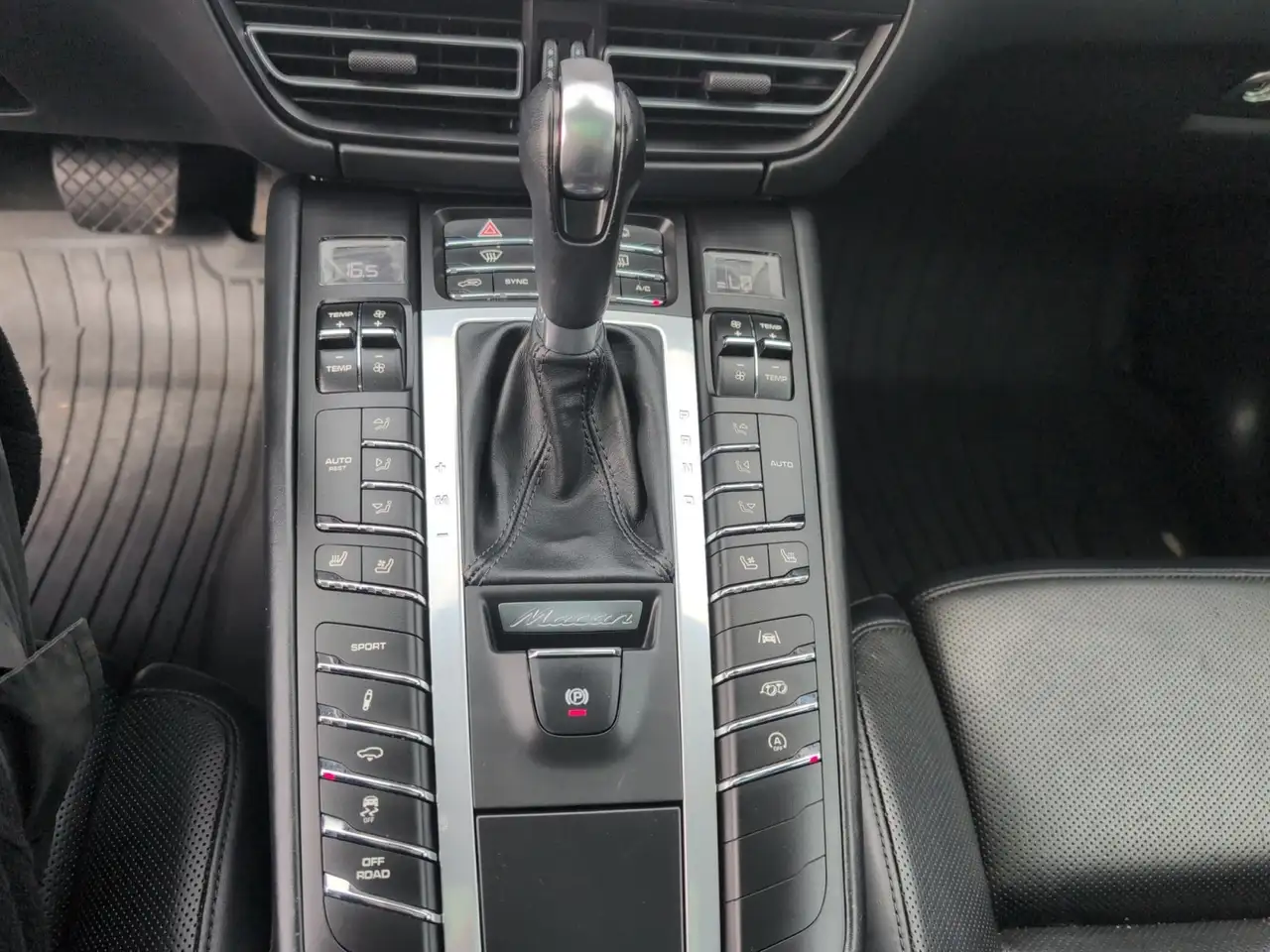 Porsche Macan снимка Porsche Macan