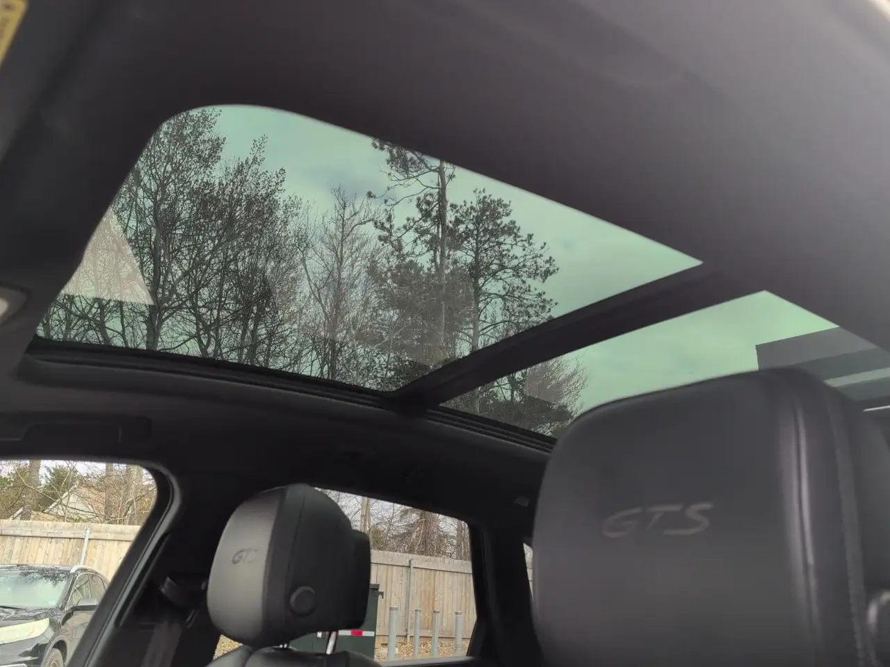 Porsche Macan снимка Porsche Macan