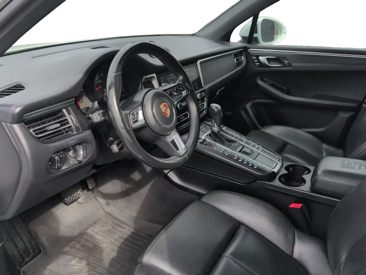 Porsche Macan снимка Porsche Macan