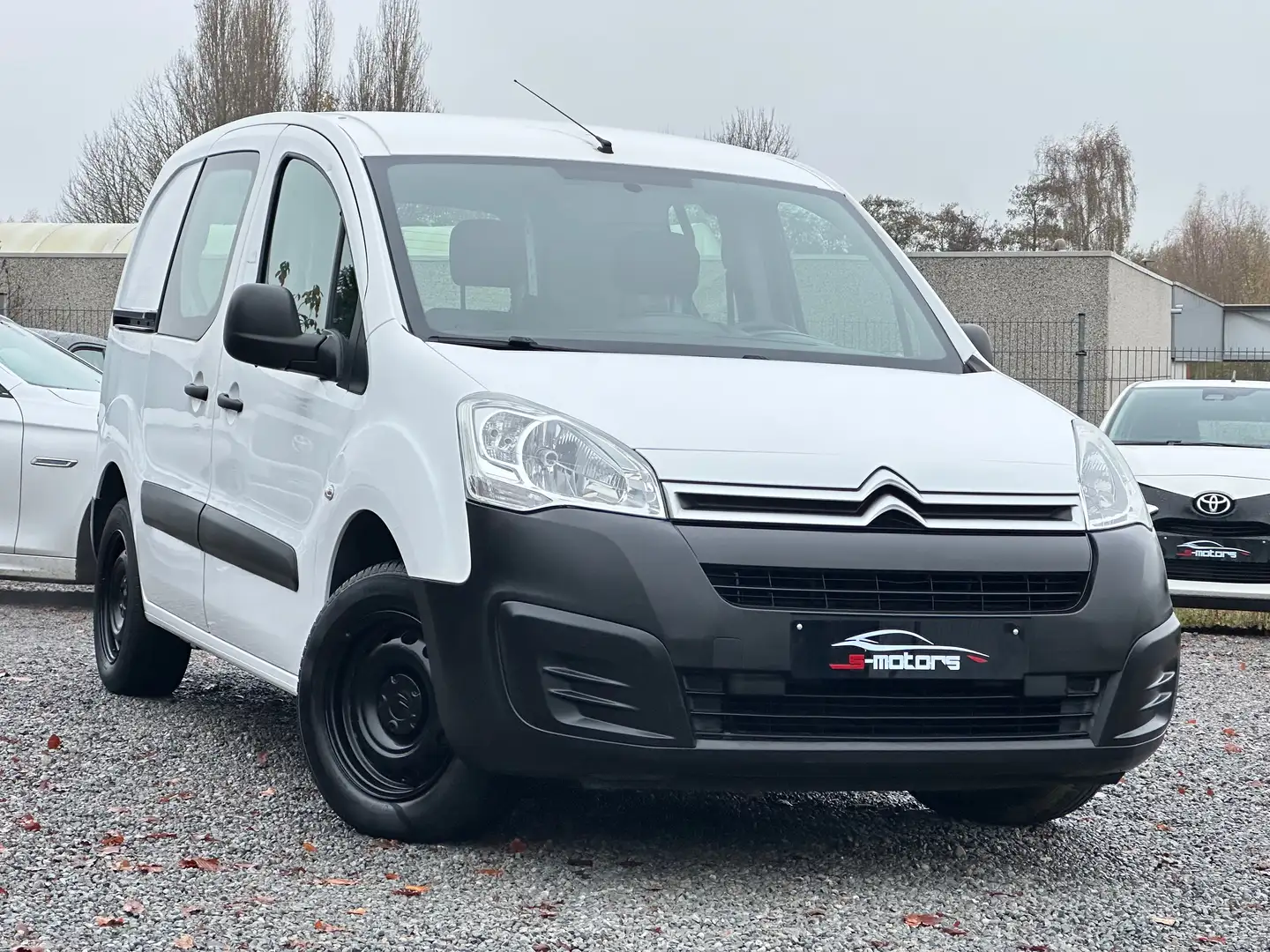 Citroen Berlingo 1.6 BlueHDi • TRES PROPRE • 8250€ HTVA Blanc - 1