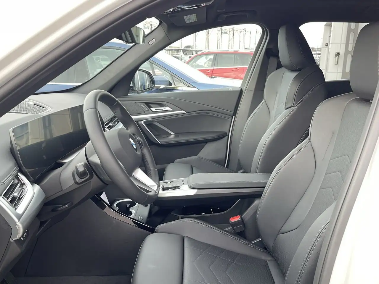 BMW X1 снимка BMW X1