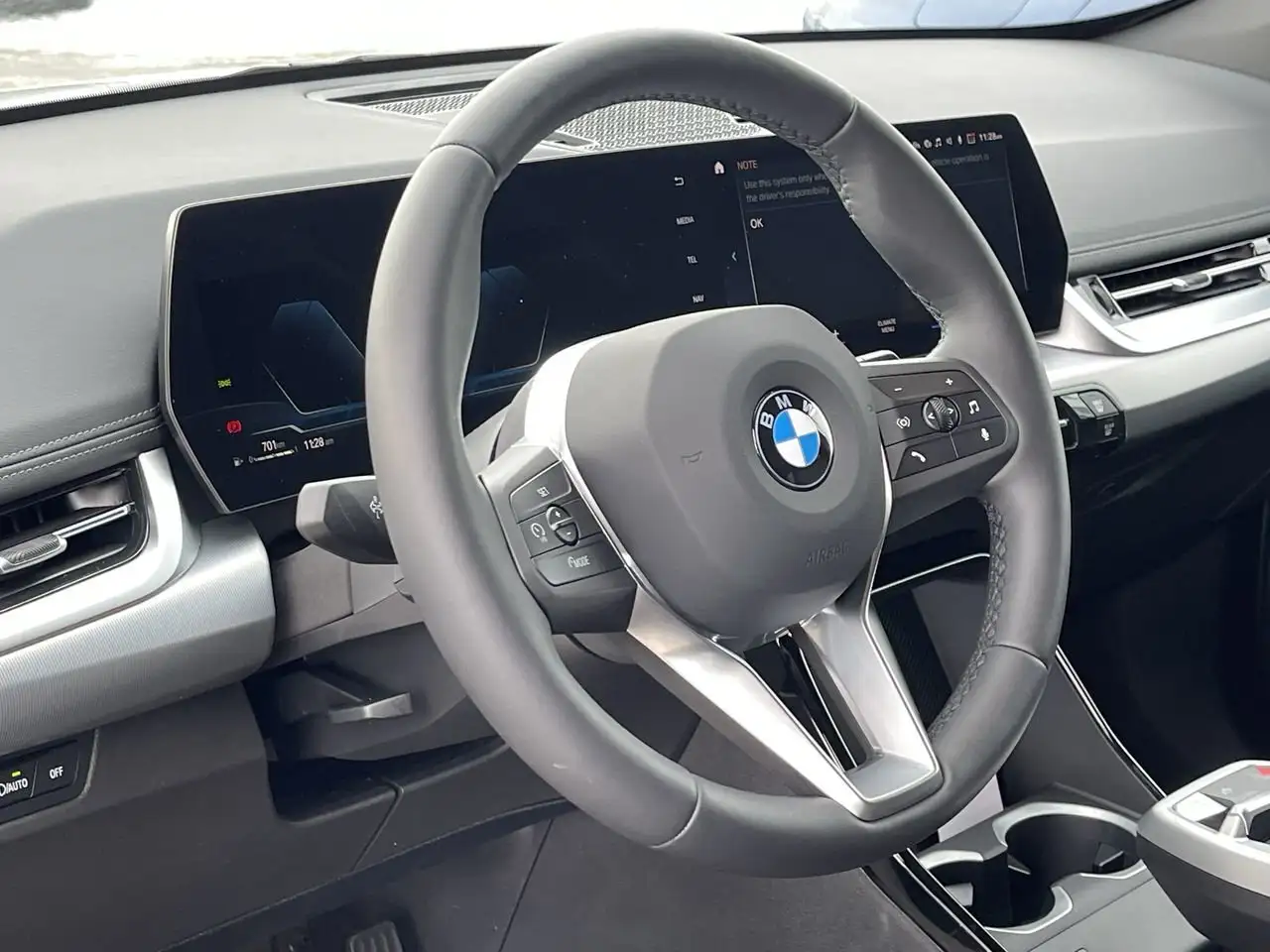 BMW X1 снимка BMW X1