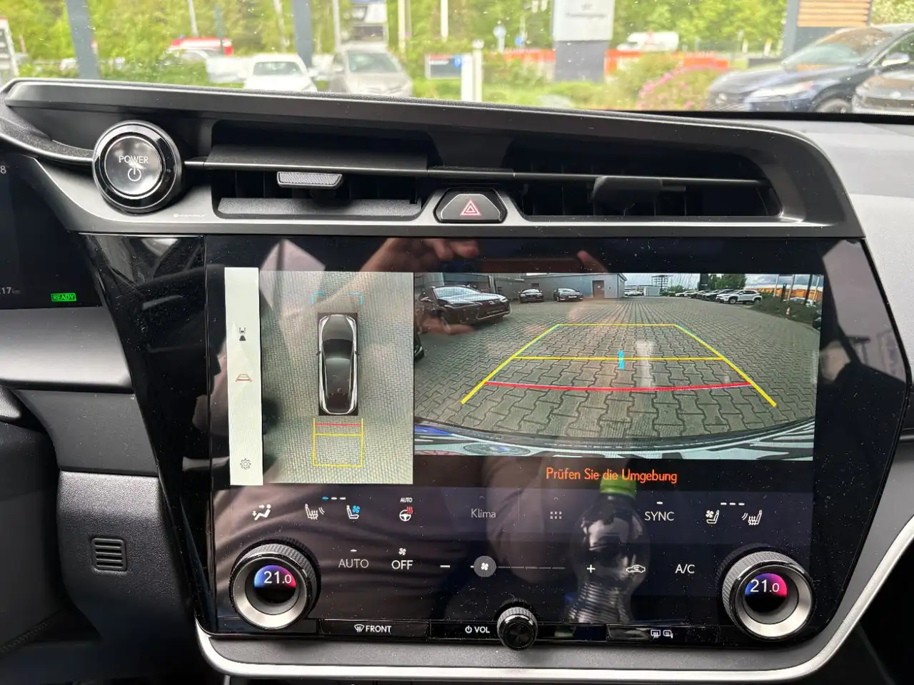 Lexus RZ 550e DIRECT4 F Sport LED, Navi, Pano, Kamera 14