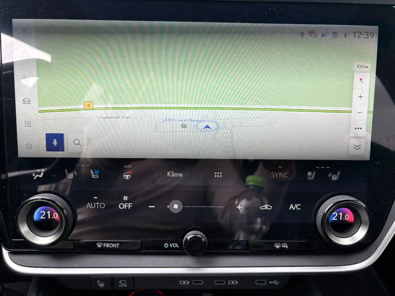 Lexus RZ 550e DIRECT4 F Sport LED, Navi, Pano, Kamera 11