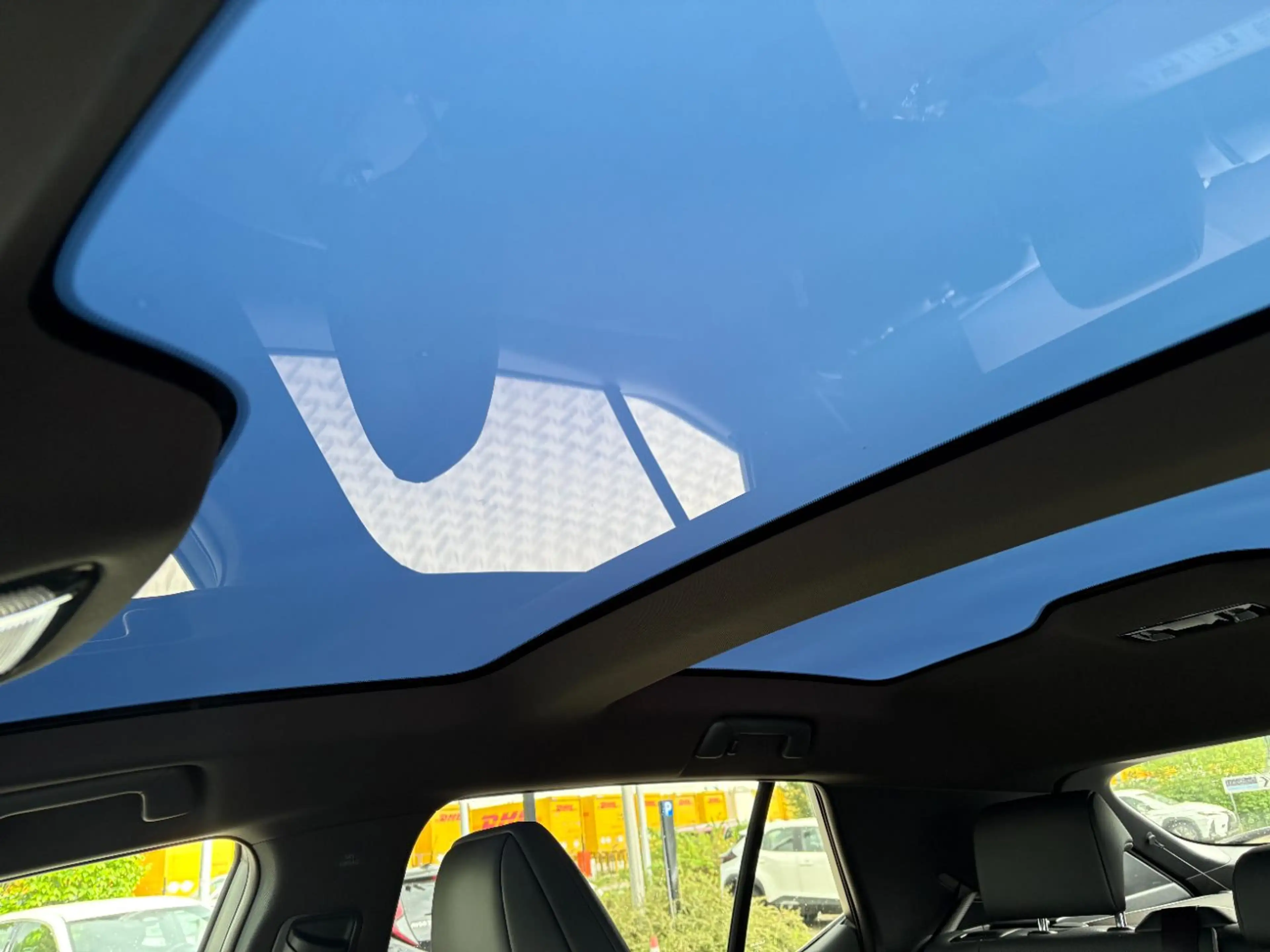 Lexus RZ 550e DIRECT4 F Sport LED, Navi, Pano, Kamera — photo 7