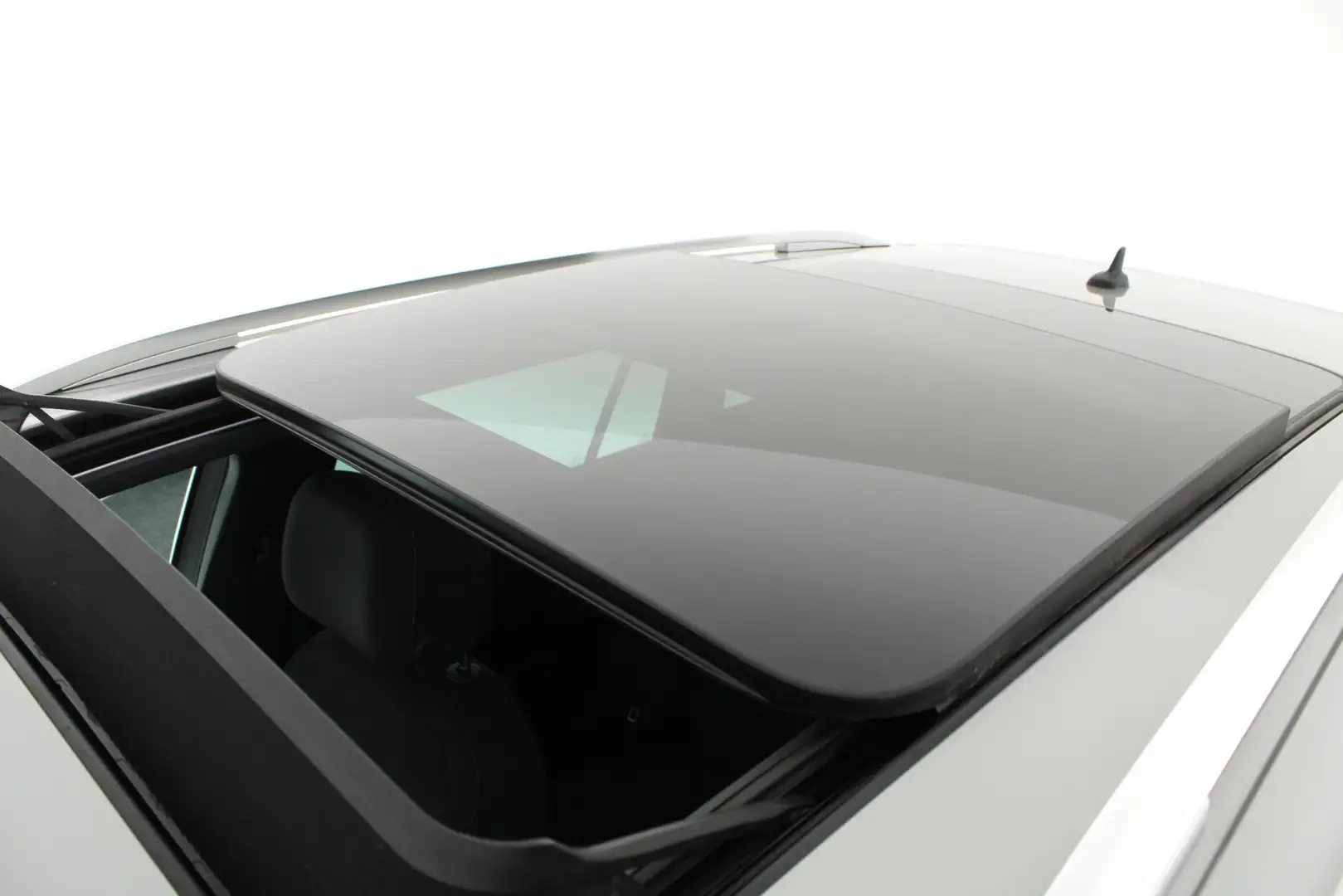 Volkswagen Tiguan 2.0 TSI 4Motion Highline Panoramadak Trekhaak Head Gris - 2