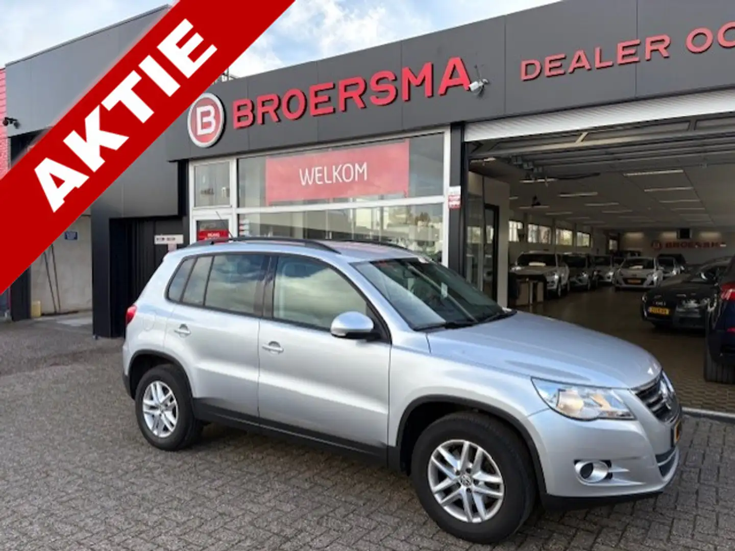 Volkswagen Tiguan 1.4 TSI Comfort&Design 2 EIGENAAR  NL * 156000 KM Grijs - 1