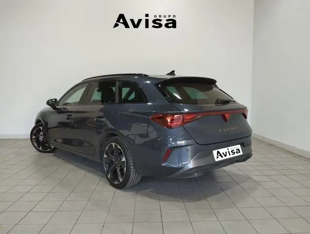 Cupra Leon view 2